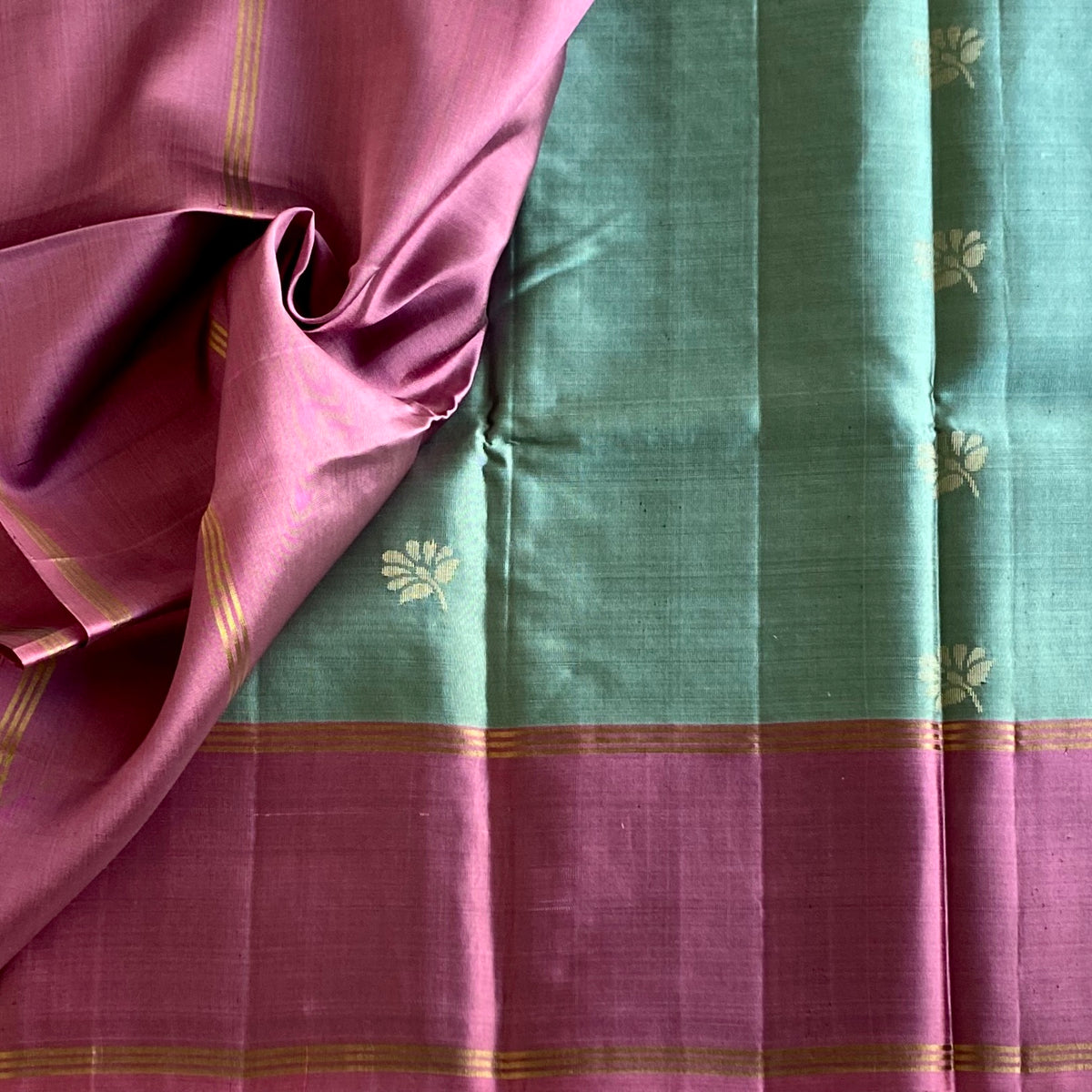 Metallic Sage Green Designer Pure Silk With Onion Pink Pallu