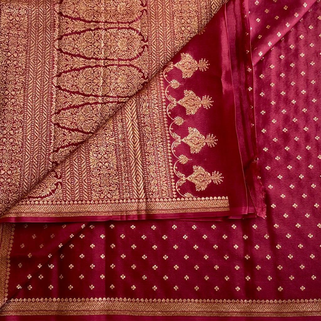 Deep Wine Maroon Banarasi Crepe Silk Saree With Metallic Gold Pallu
