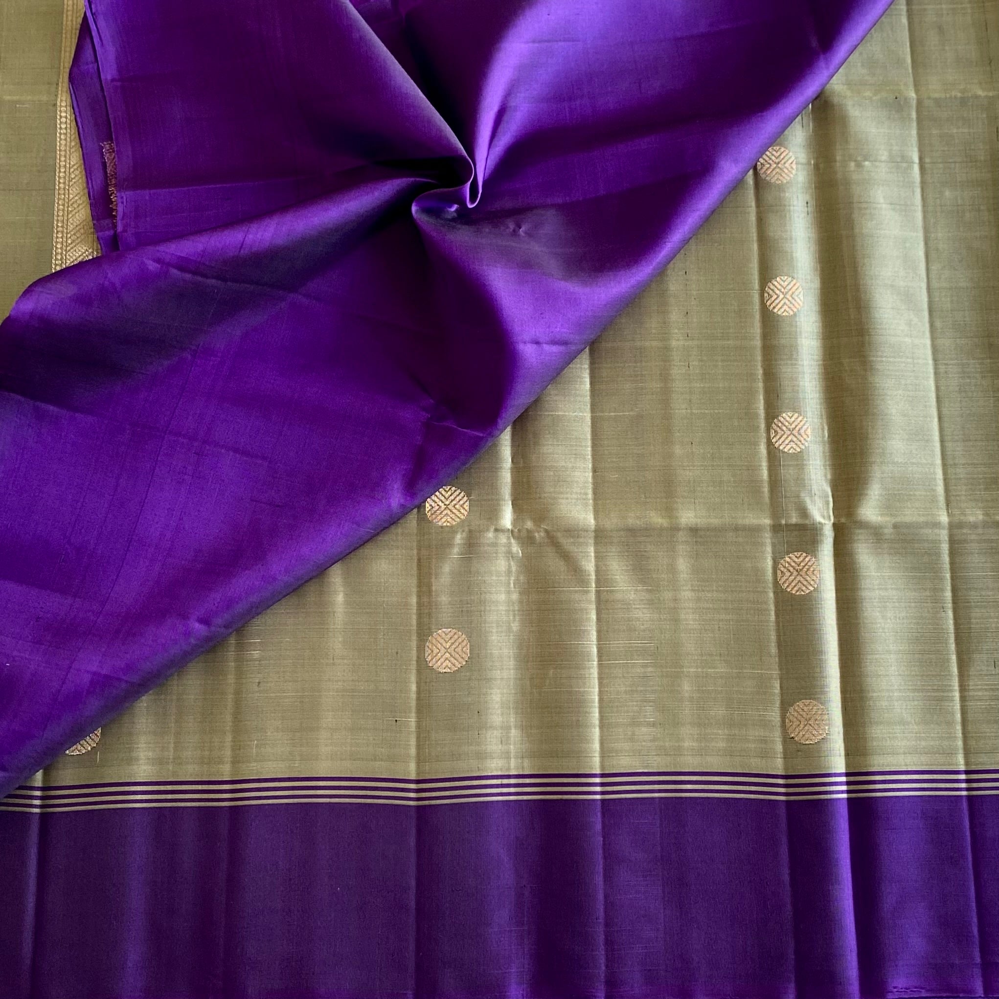 Dreamt Olive Green Designer Pure Silk Saree With Royal Purple Border