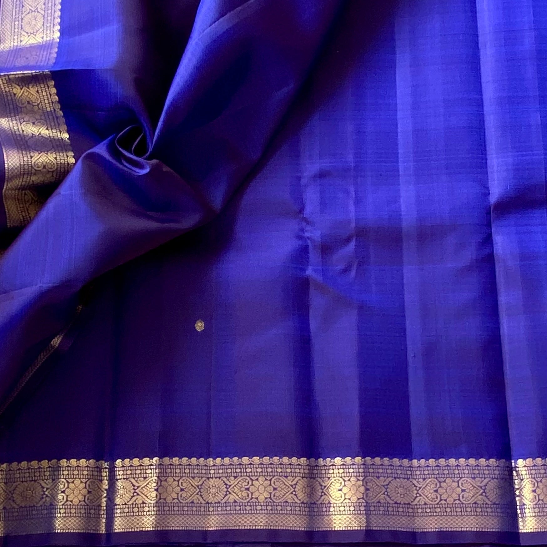 Dual shaded Indigo bluish purple Handwoven pure Kanjeevaram silk