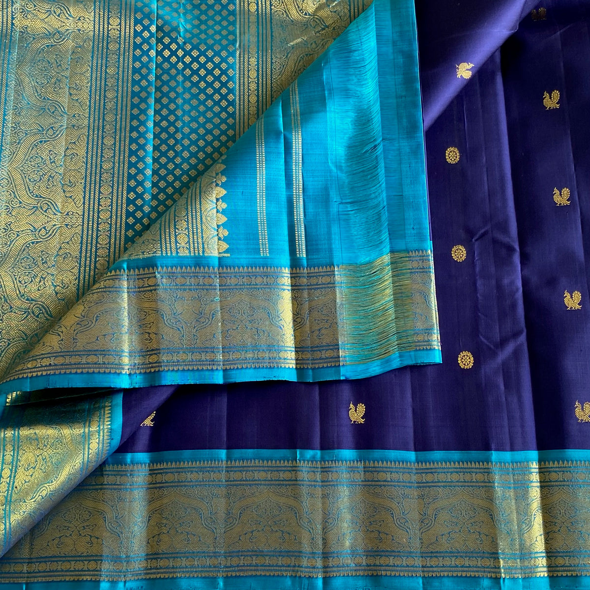 Midnight Blue Kanjeevaram Pure Zari Silk Saree With Turquoise Pallu