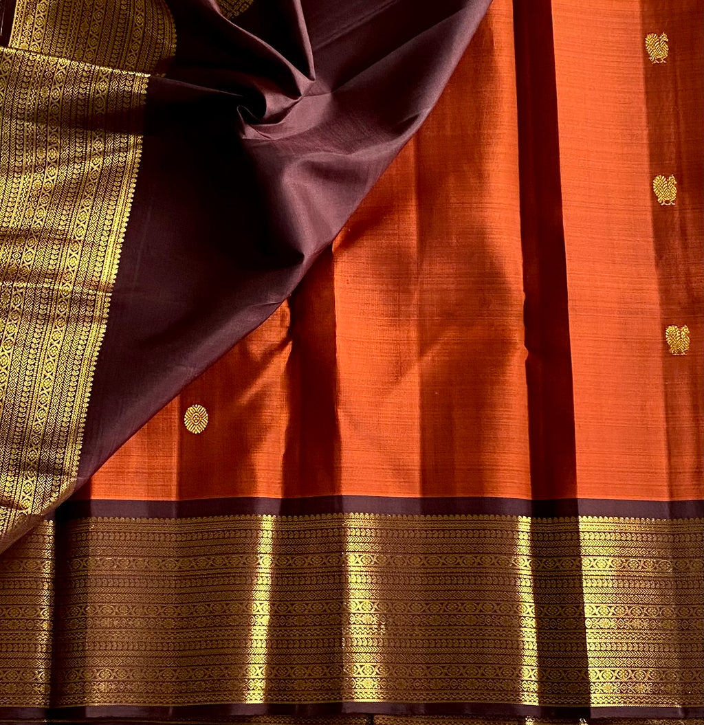 Antique Gold Silk Saree With Aubergine Border And Rust Pallu