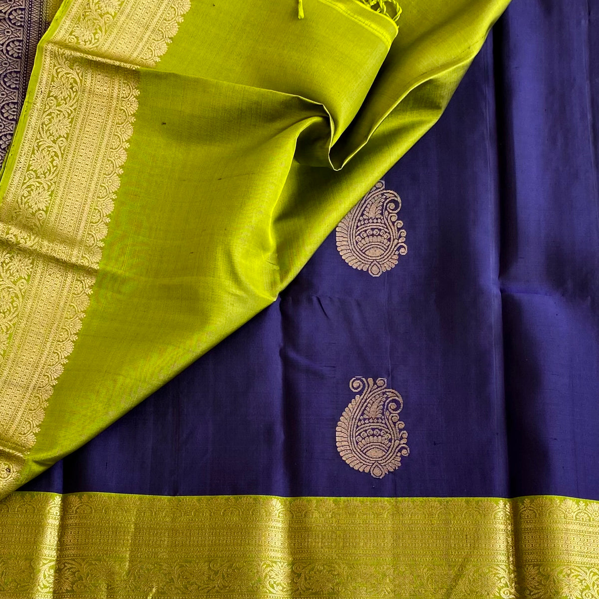 Navy Blue Designer Pure Silk Saree With Lime Green Pallu