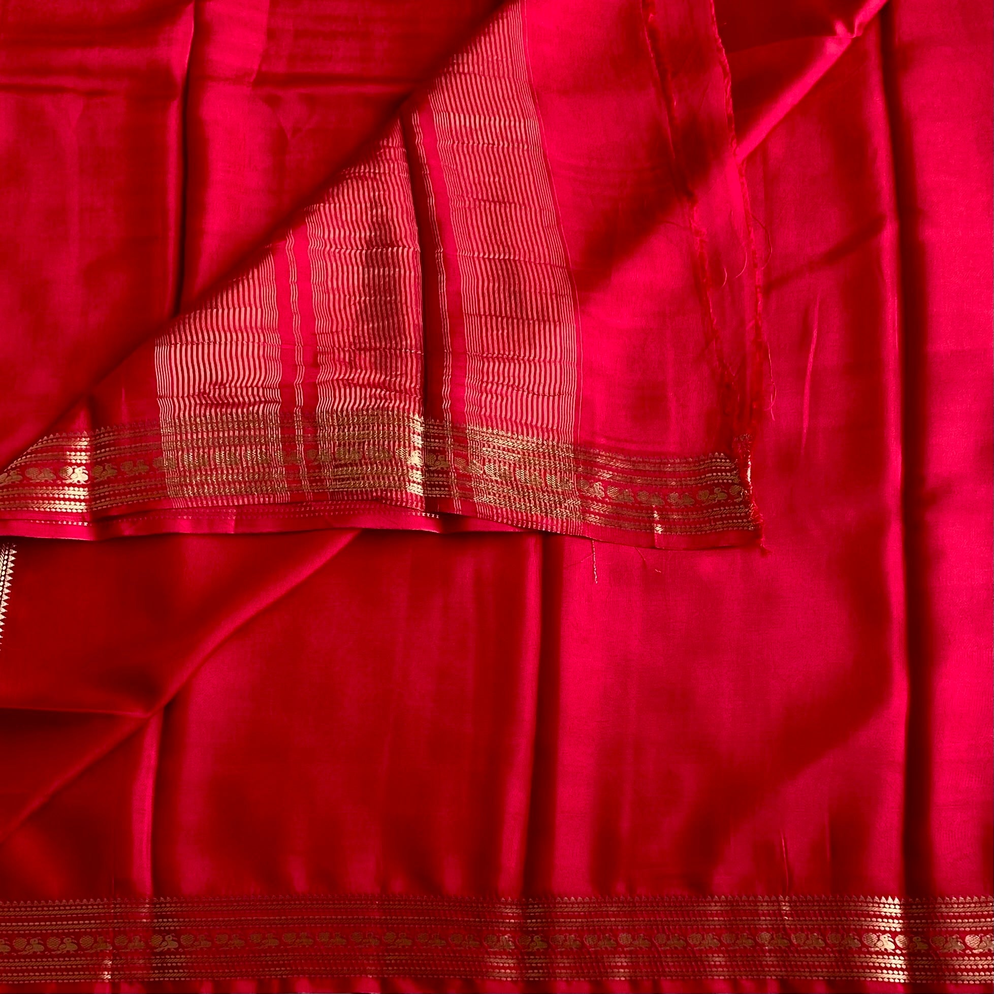 Tomato Pink Premium Soft Crepe Silk With Metallic Gold Pallu