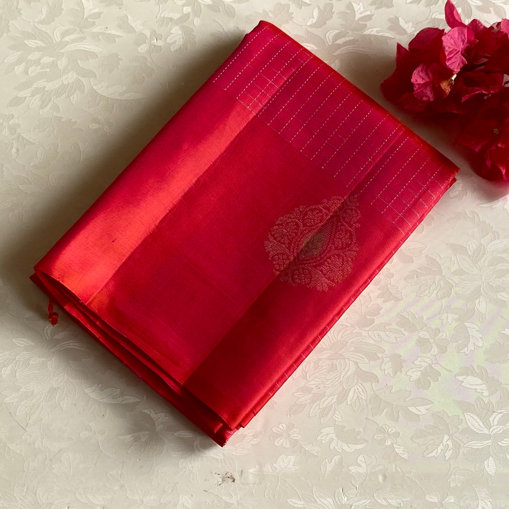 Kanakambari Pinkish Orange Designer Pure Silk Saree With Mango Orange Tassels