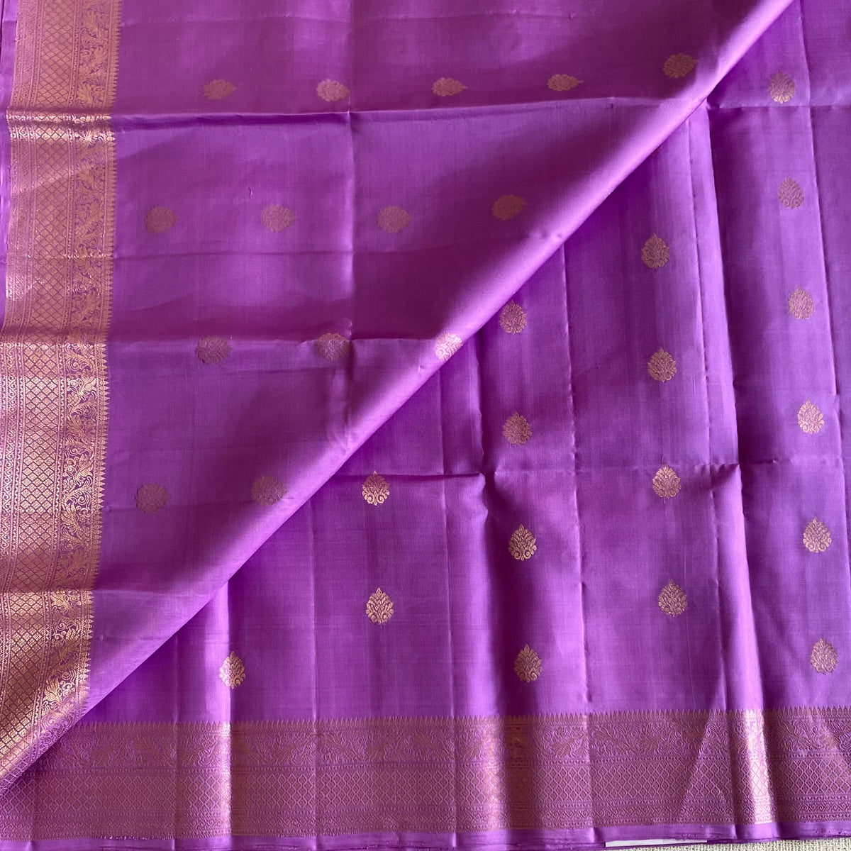 Designer Pure Silk Orchid Purple Saree Metallic Gold Zari Buttas