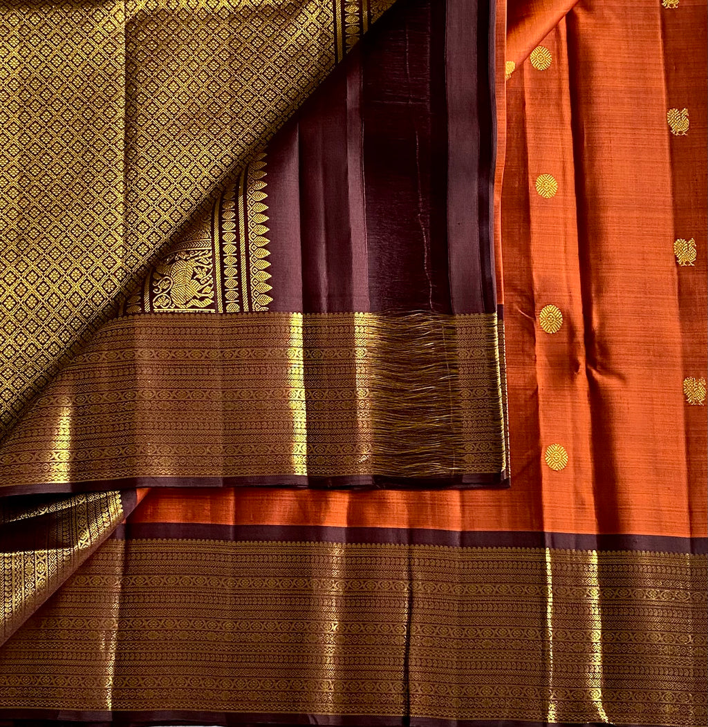 Antique Gold Silk Saree With Aubergine Border And Rust Pallu