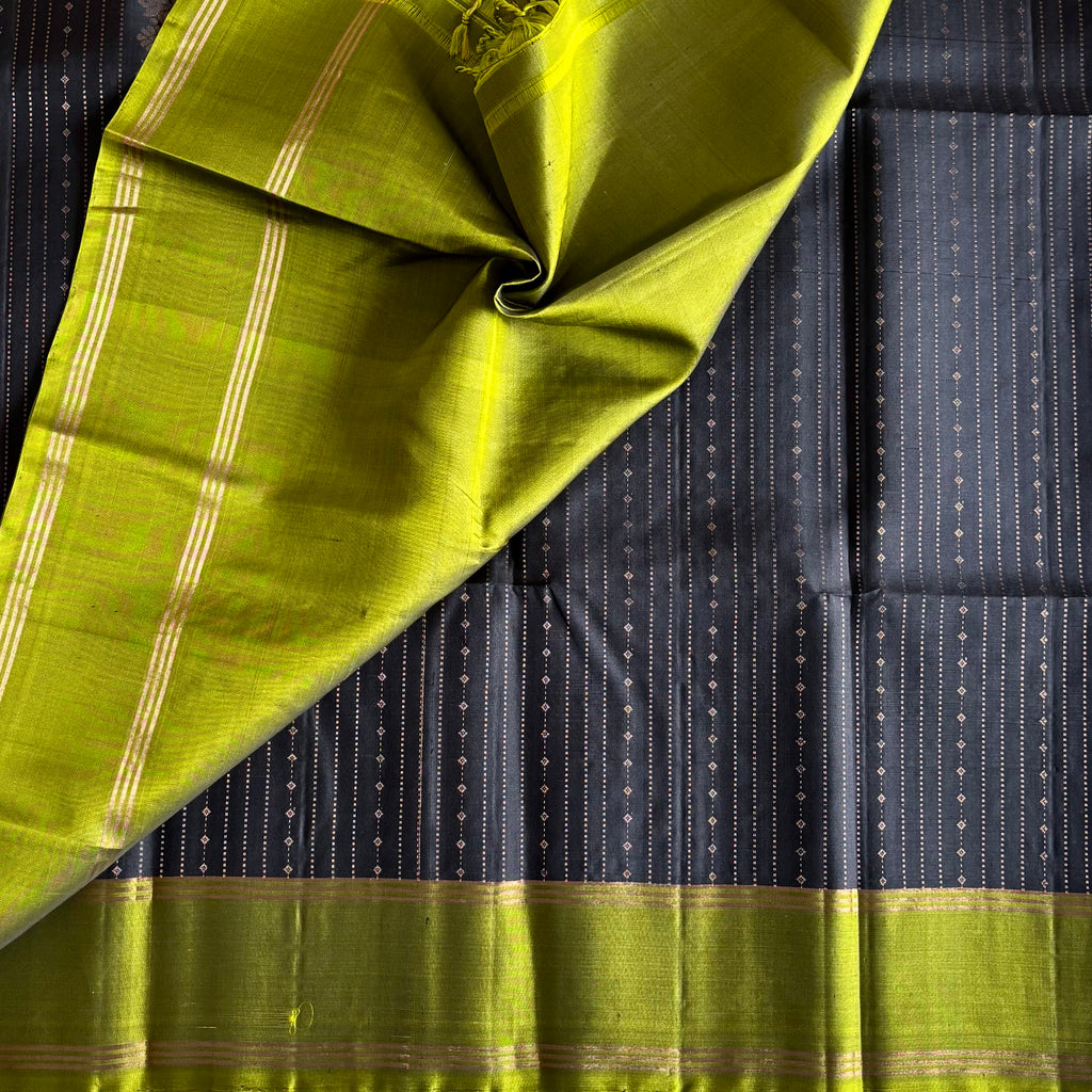 Jet Black Designer Pure Silk Saree With Chartreuse Green Pallu