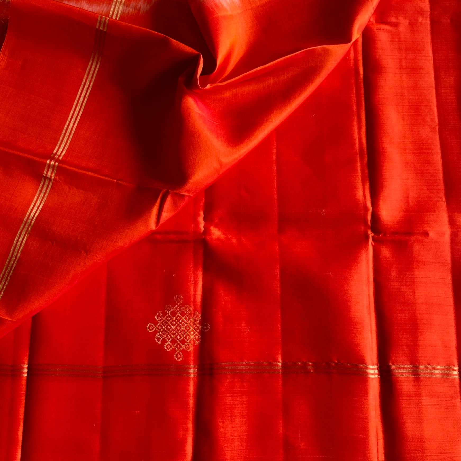 Kanakambari Orange Designer Pure Silk Saree With Metallic Gold Kollam Zari