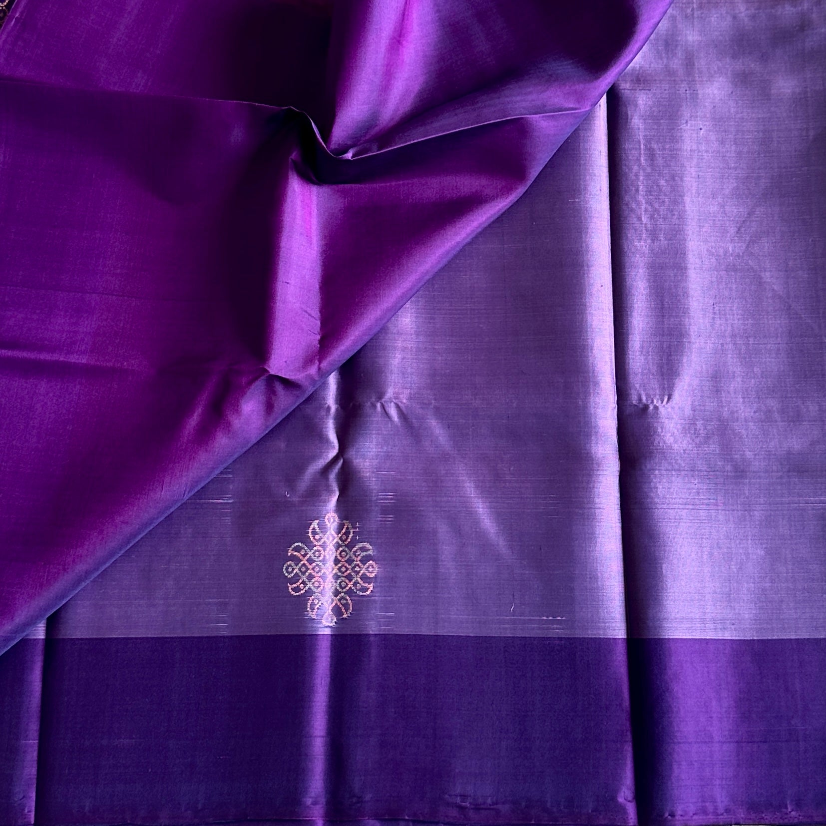Metallic Lavender Designer Pure Silk Saree With Purple Contrast