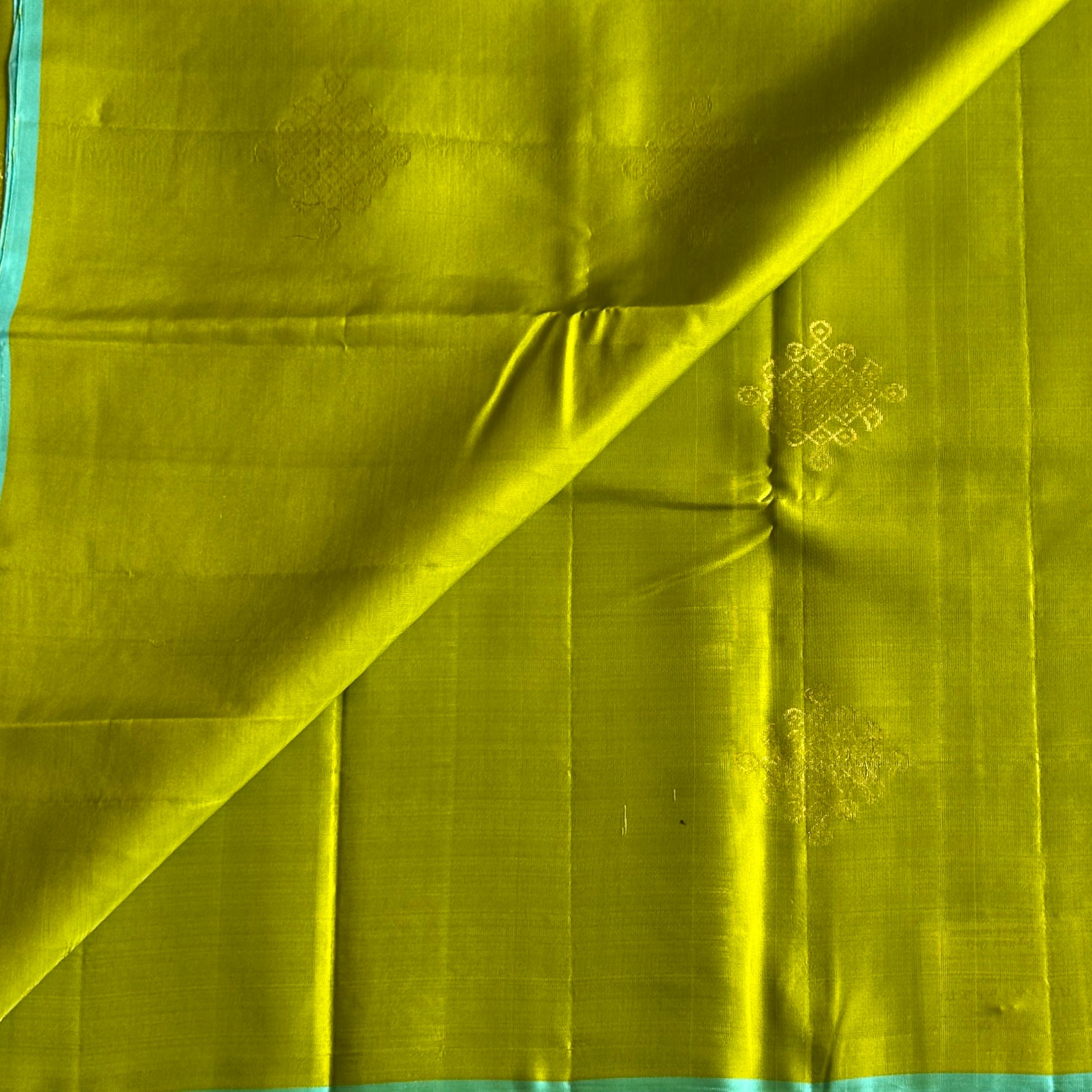 Lime Green Designer Pure Silk Saree With Aqua Blue Pallu & Kollam Zari