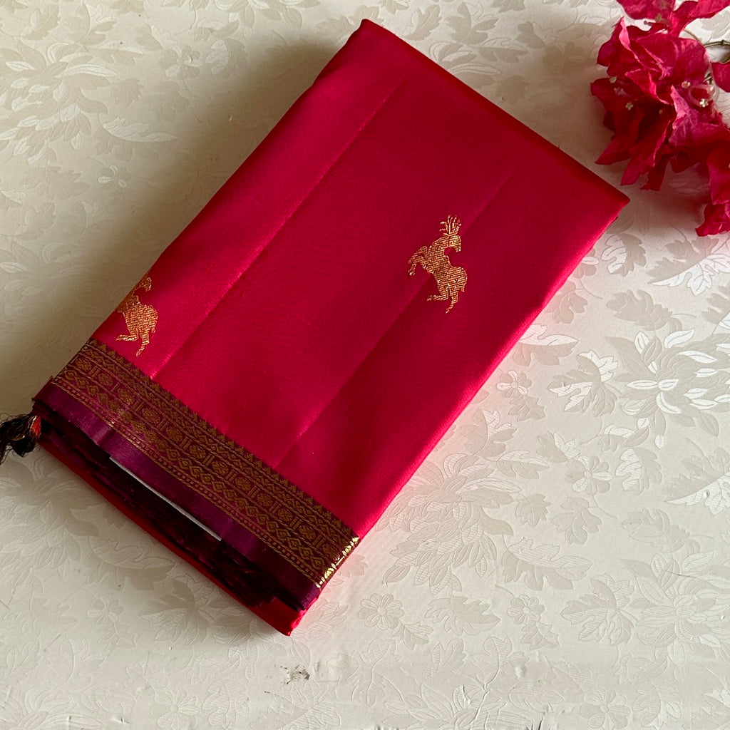 Kanjeevaram Pure Zari Silk Kanakambari Reddish Pink Saree With Deep Wine Pallu
