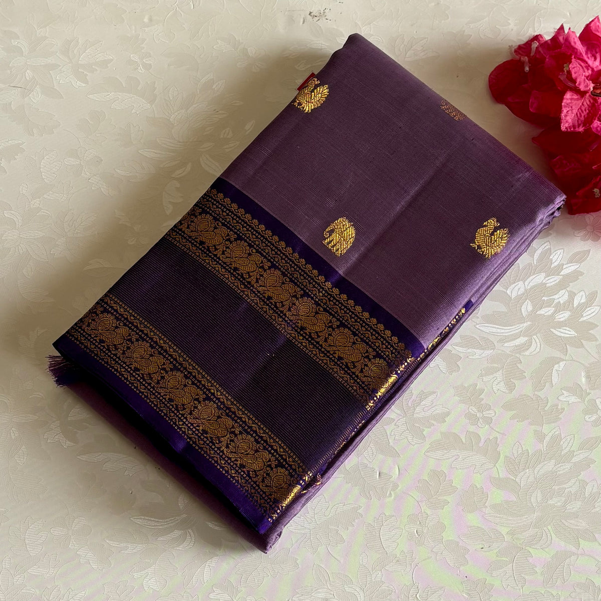 Dusty Lavender Kanjeevaram Pure Zari Silk Saree With Deep Purple Pallu