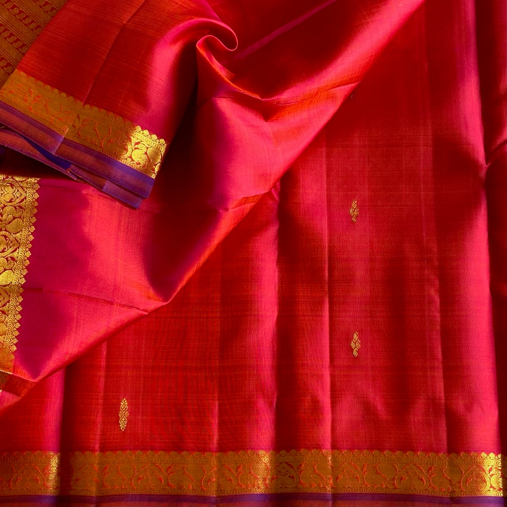 Kanakambari Red Kanjeevaram Pure Zari Silk Saree With Violet Gold Edging