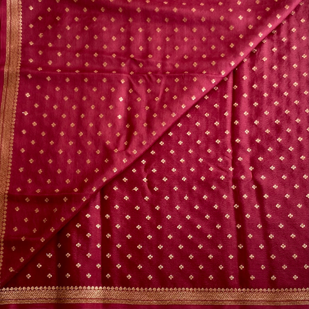 Deep Wine Maroon Banarasi Crepe Silk Saree With Metallic Gold Pallu