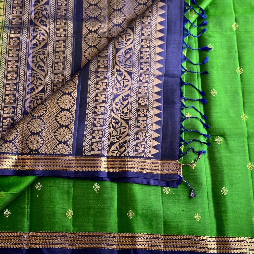 Leaf Green Designer Pure Silk Saree With Royal Blue Pallu