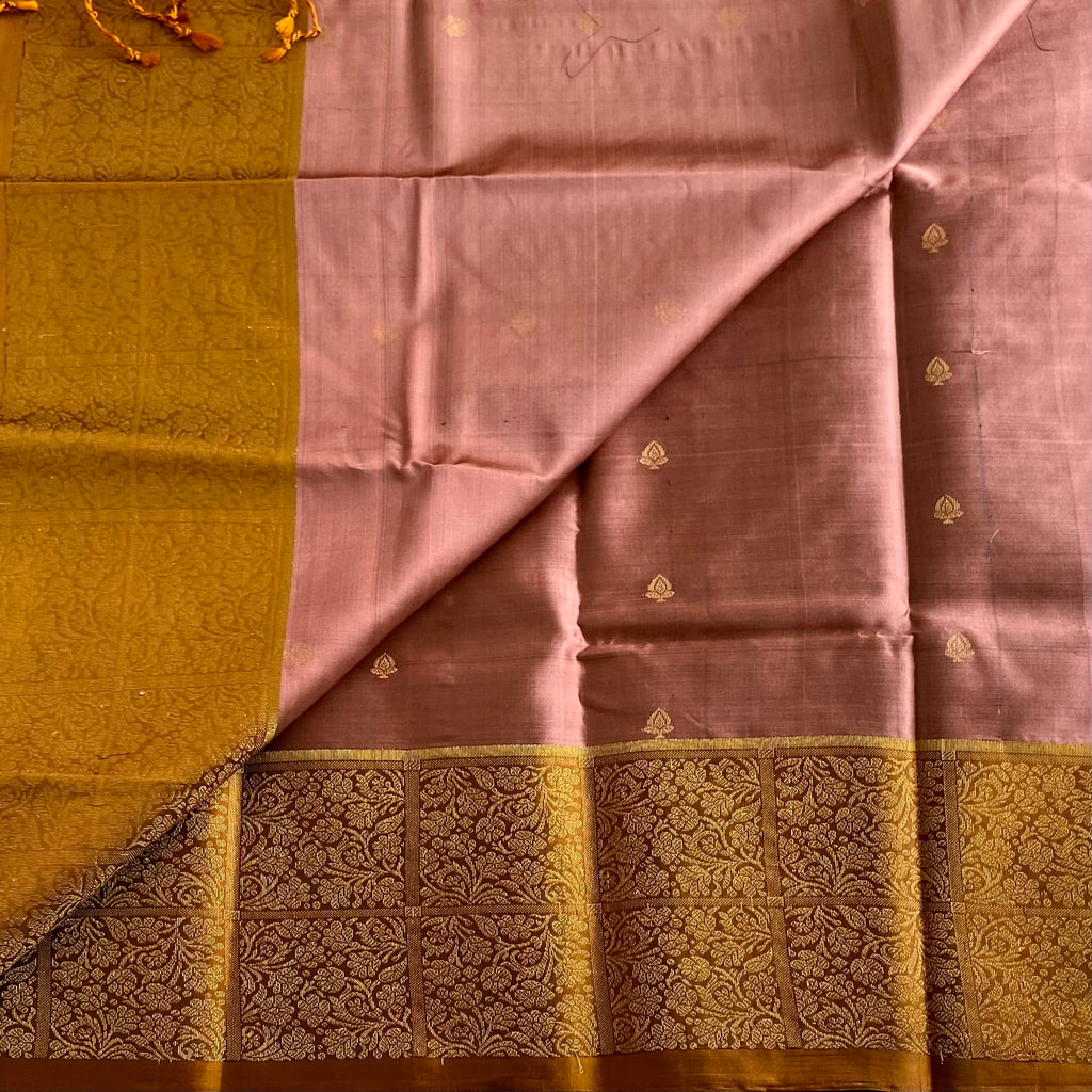 Dusky Mauve Designer Pure Silk Saree With Antique Gold Pallu