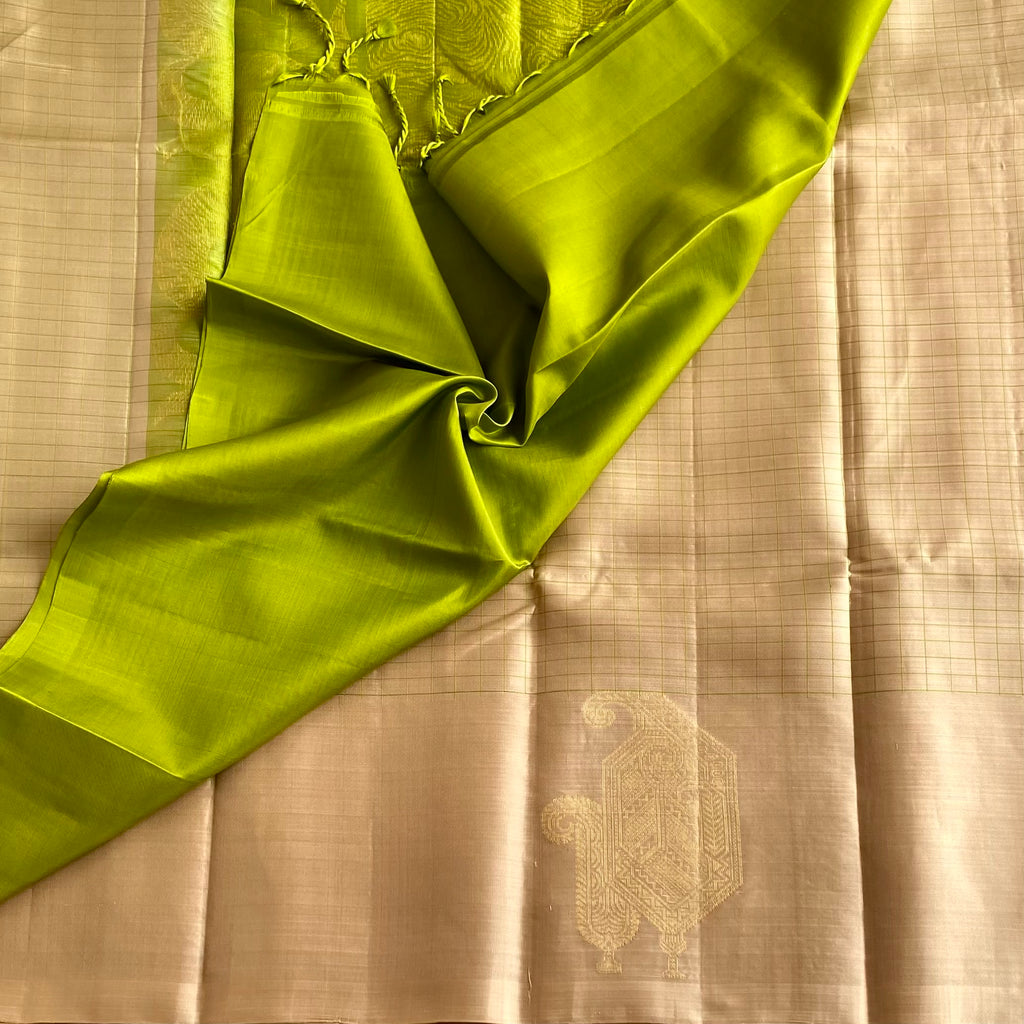 Champagne Beige Designer Pure Silk Saree With Chartreuse Green Pallu