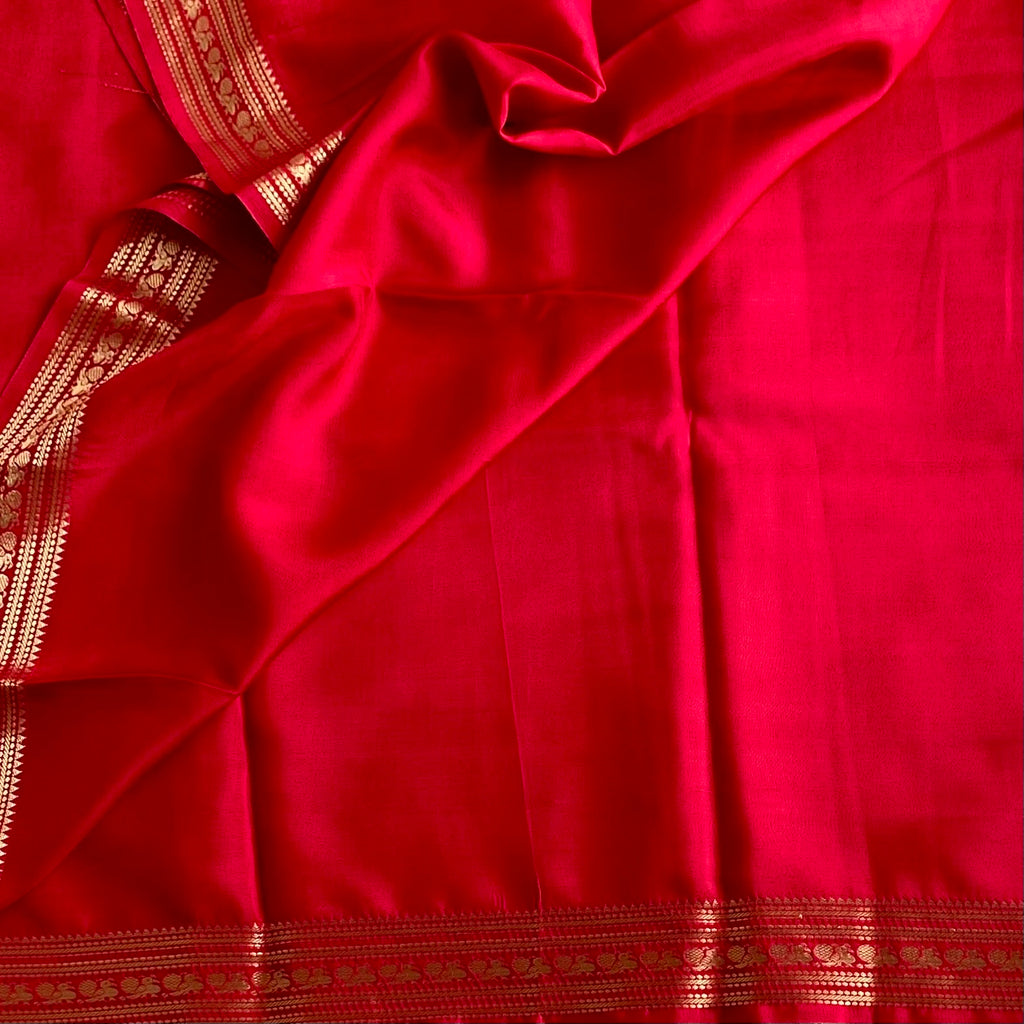 Tomato Pink Premium Soft Crepe Silk With Metallic Gold Pallu