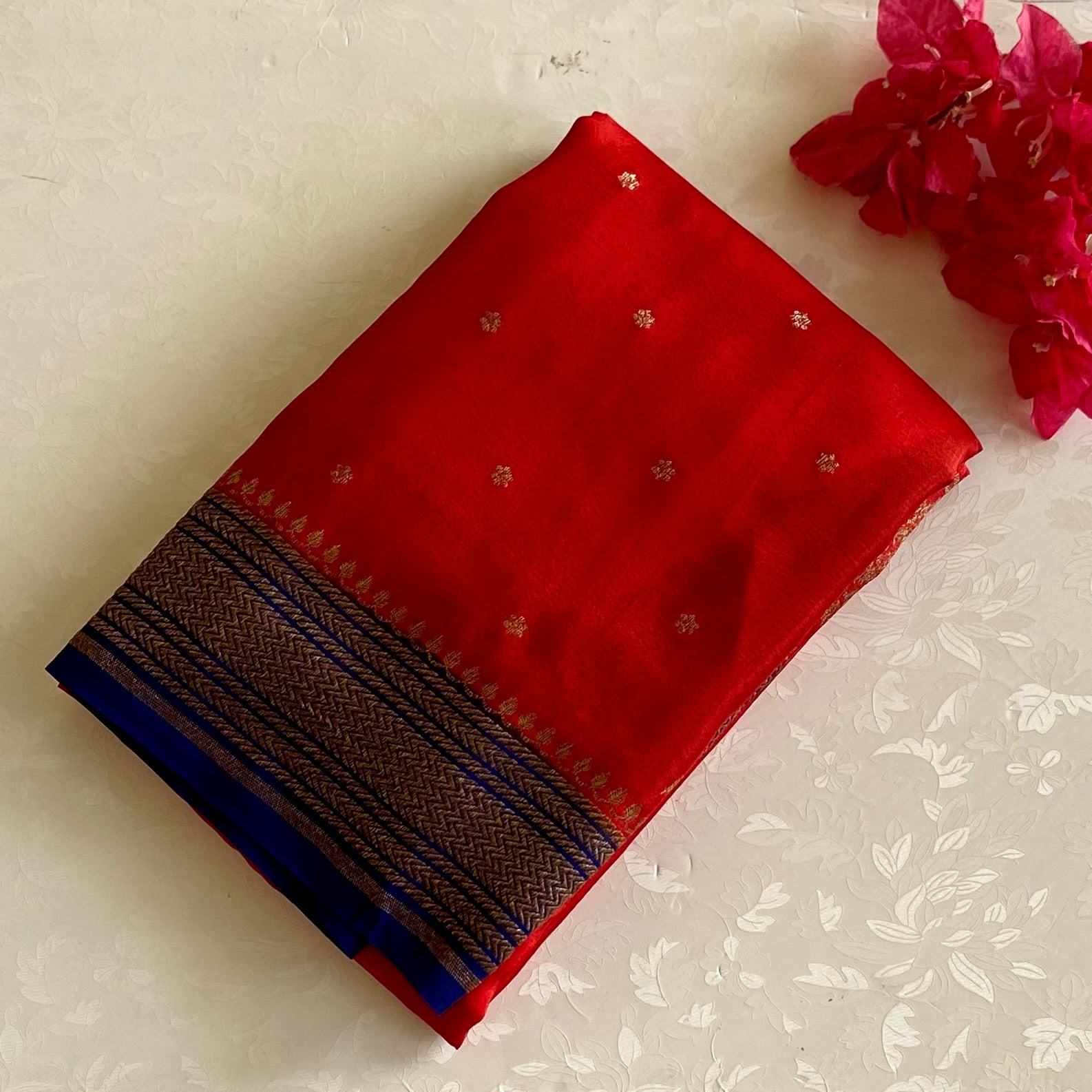 Scarlet Red Banarasi Crepe Silk Saree With Royal Blue Pallu
