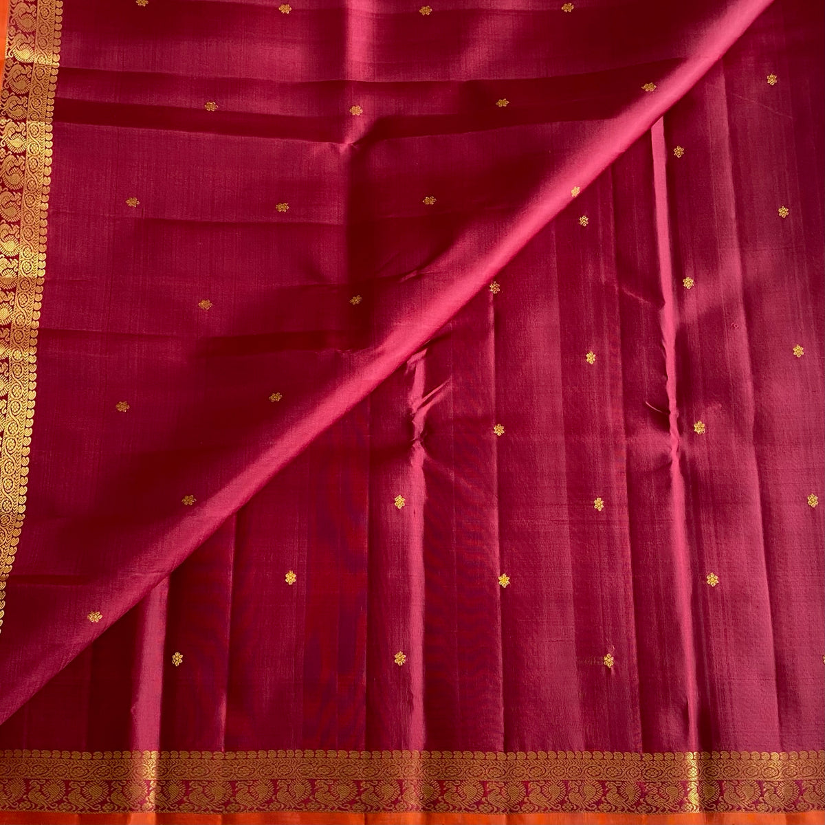 Deep Maroonish Red Kanjeevaram Pure Zari Silk Saree With Antique Gold Pallu