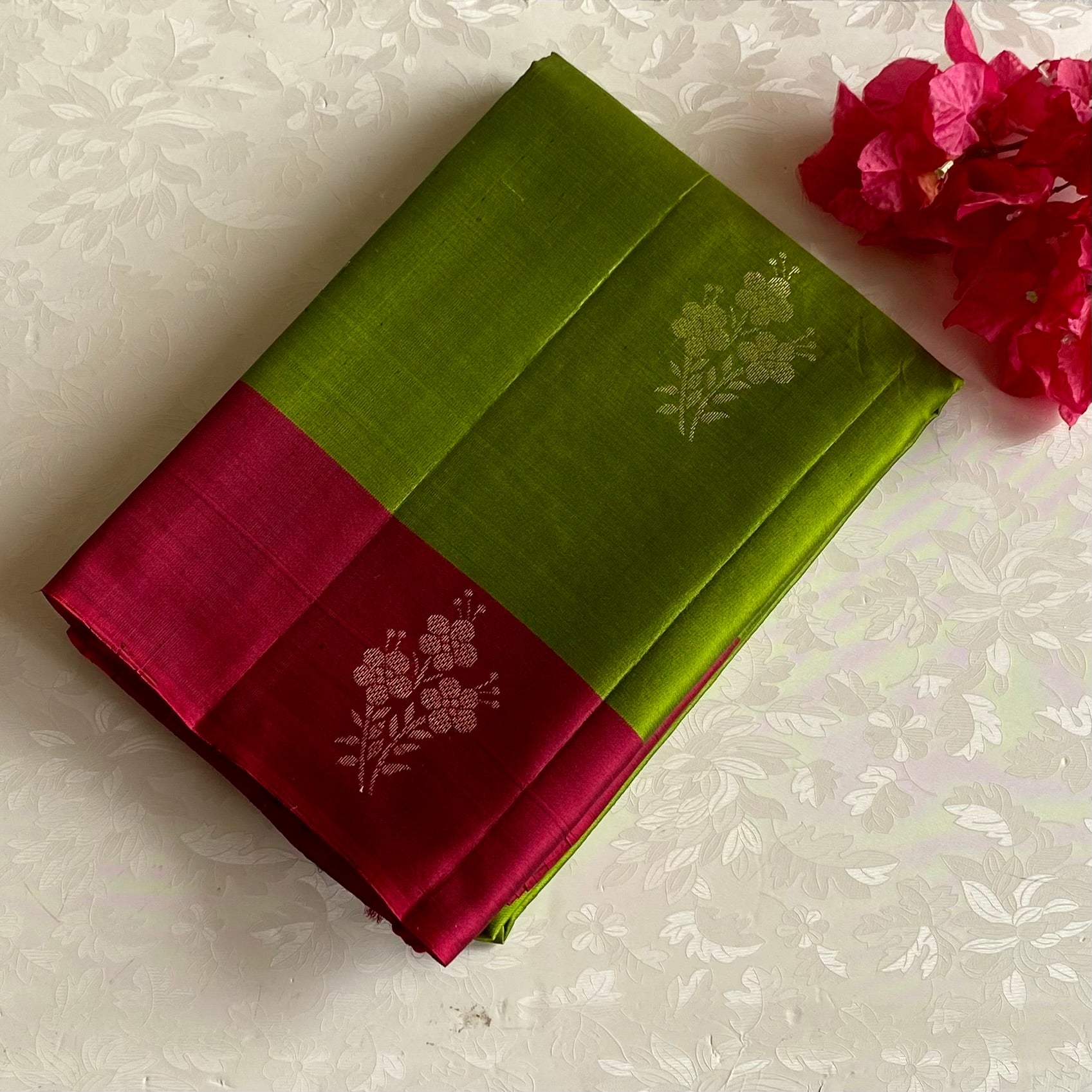 Lime Green Designer Pure Silk Saree With Cherry Red Pallu And Gold Zari