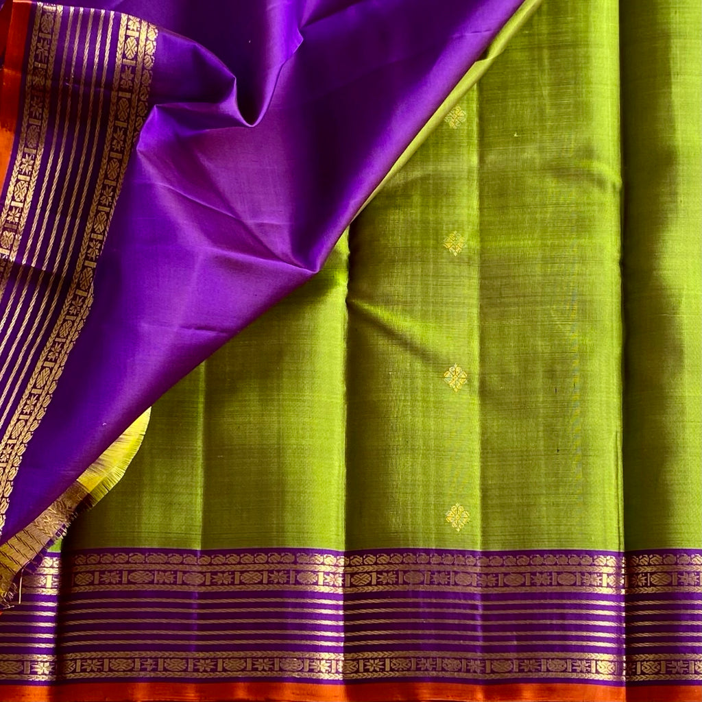 Leaf Green Kanjeevaram Pure Zari Silk Saree With Royal Purple Pallu