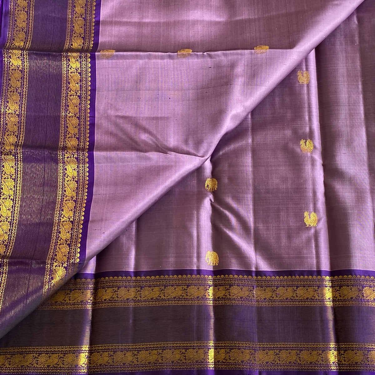 Dusty Lavender Kanjeevaram Pure Zari Silk Saree With Deep Purple Pallu