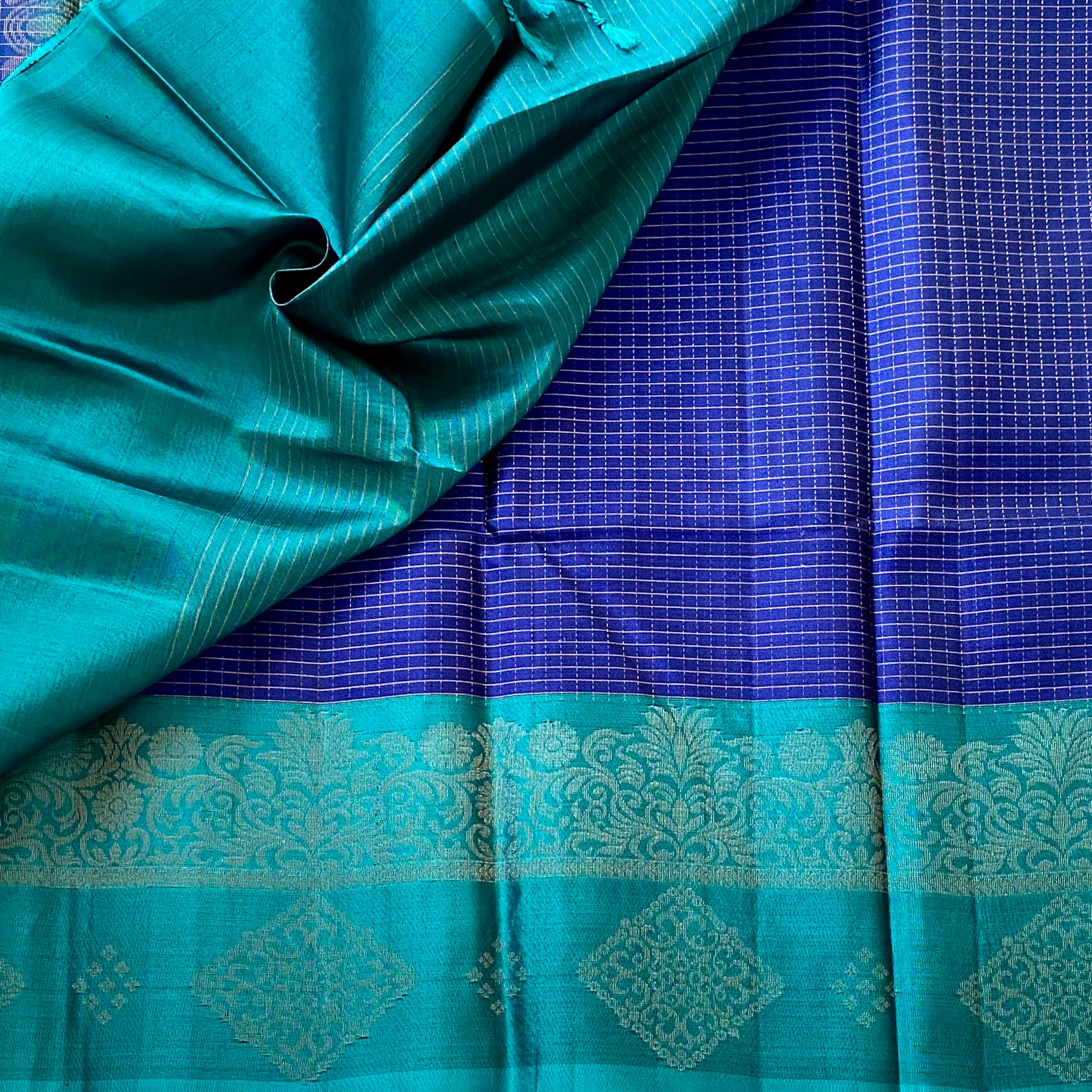 Royal Blue Designer Pure Silk Saree With Turquoise Pallu