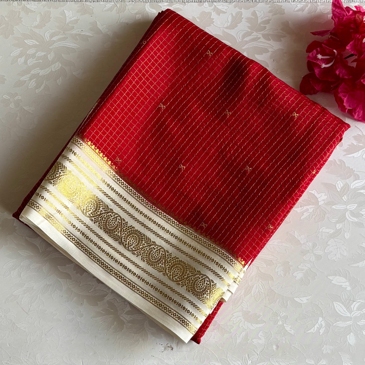 Mysore Crepe Silk Scarlet Red Saree With Scarlet Red Pallu And Zari Border