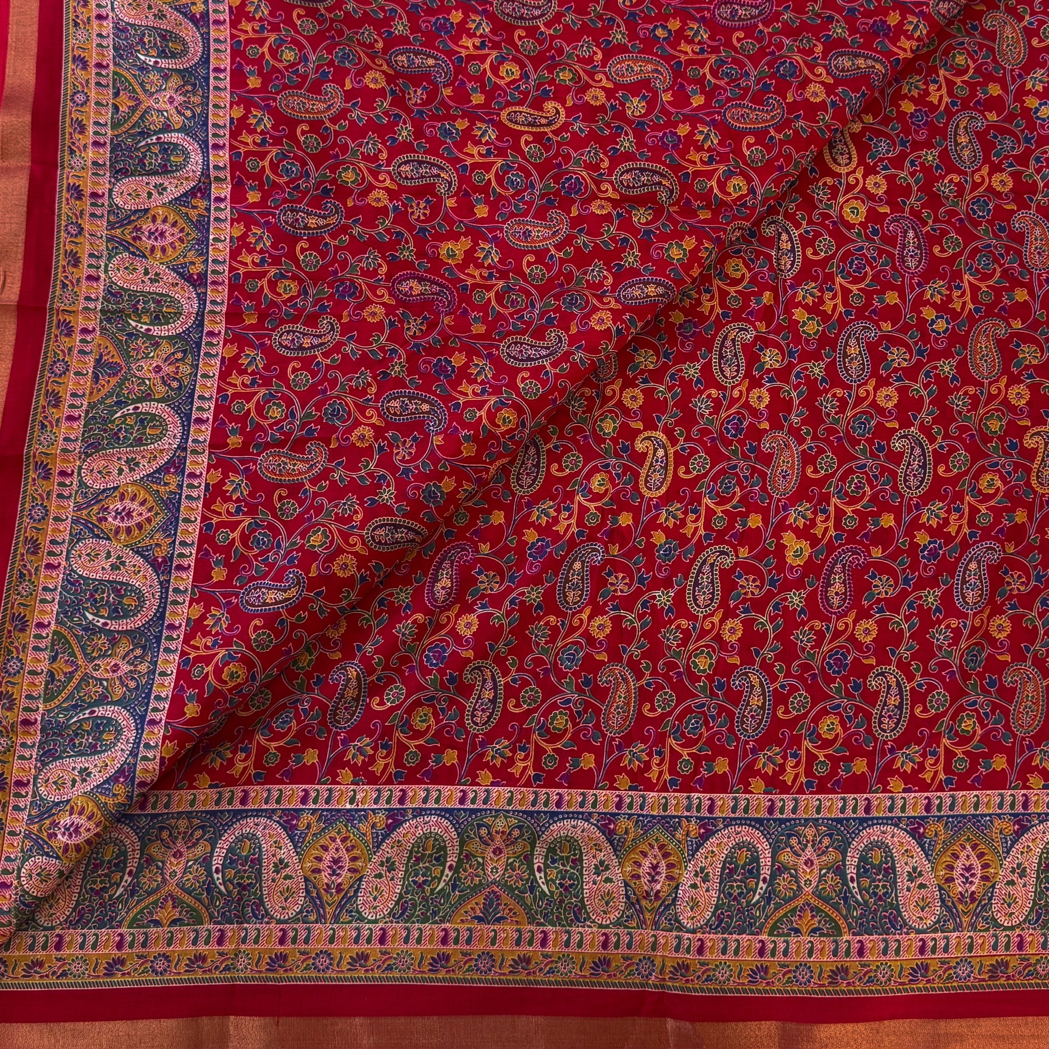 Crimson Paisley Saree With Gold Brocade Border For Wedding Wear