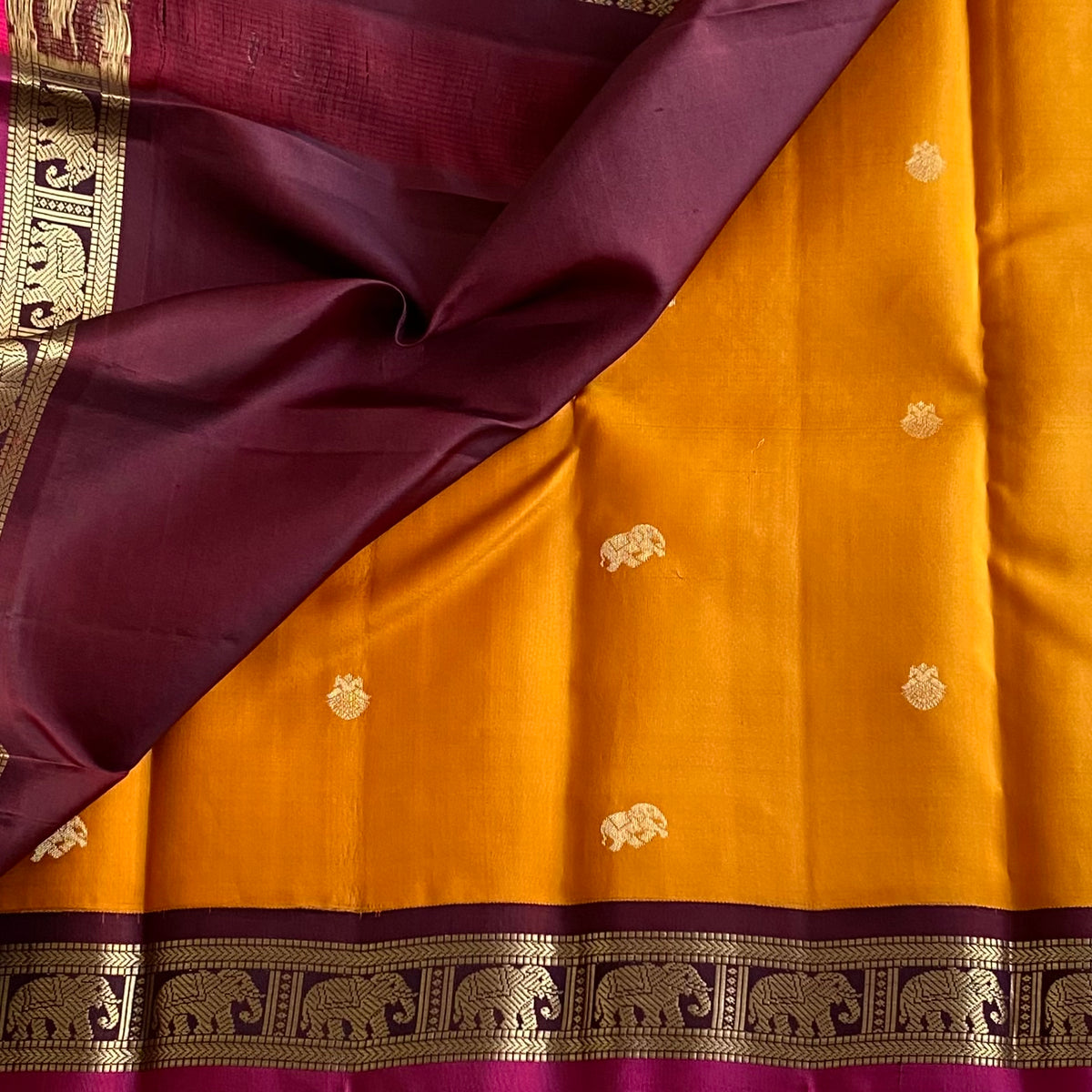 Sunset Orange Kanjeevaram Pure Zari Silk Saree With Deep Maroon Pallu