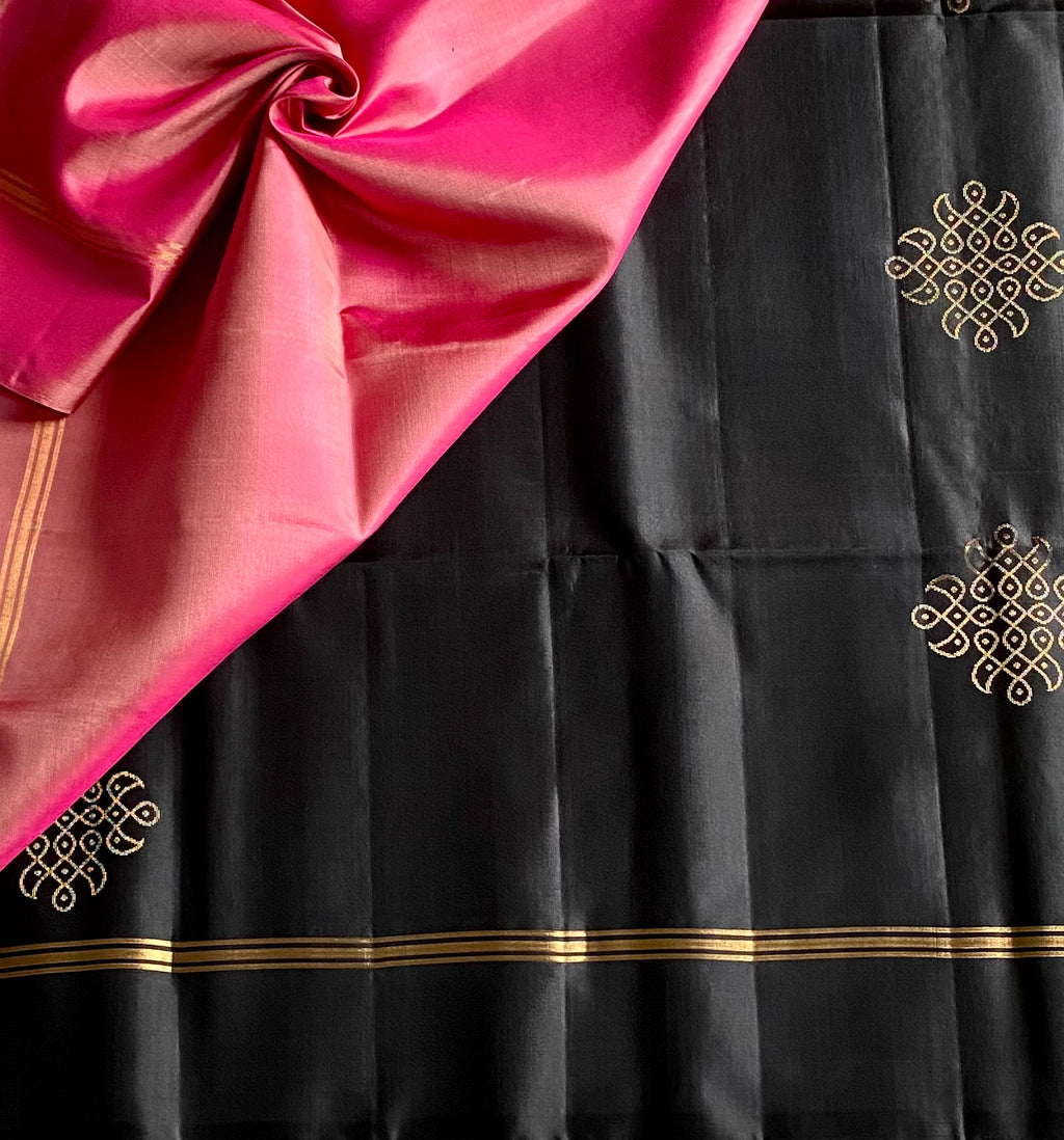 Stunning black With Dual Shaded Rose Pink Handwoven Lightweight Pure Silk