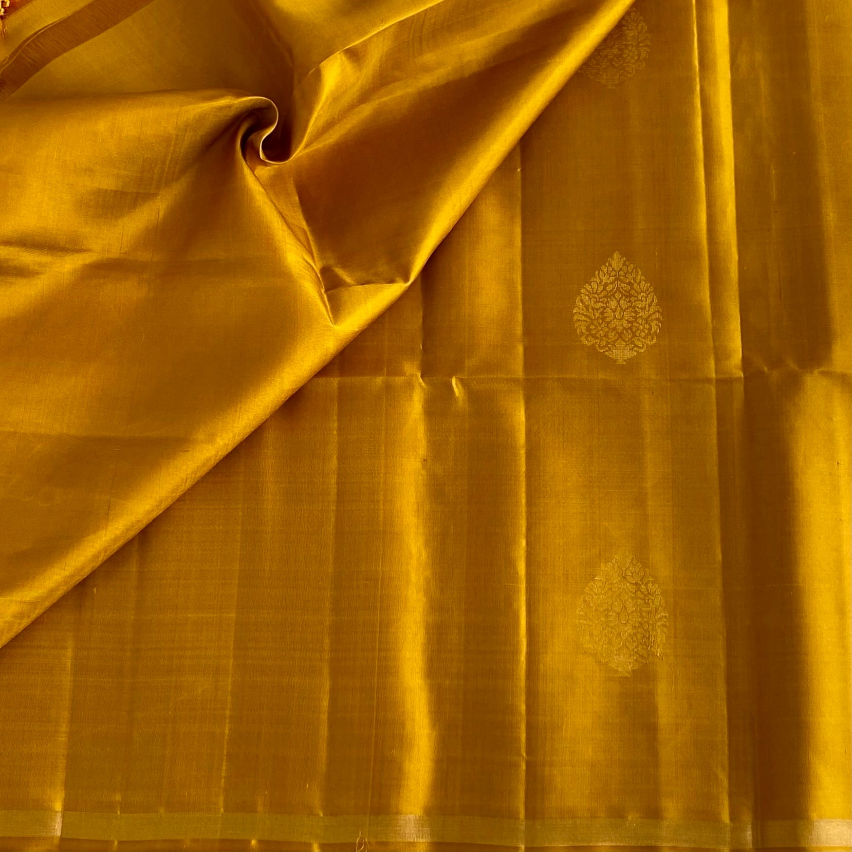Mustard Yellow Designer Pure Silk With Antique Gold Pallu