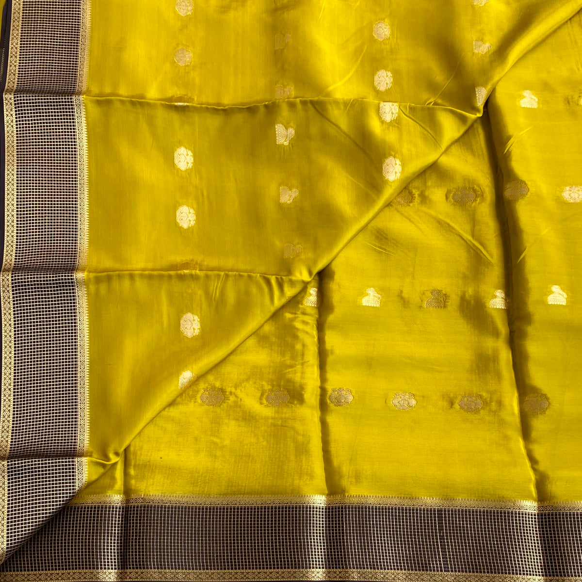 Lemon Yellow Soft Crepe Silk Saree With Jet Black Pallu