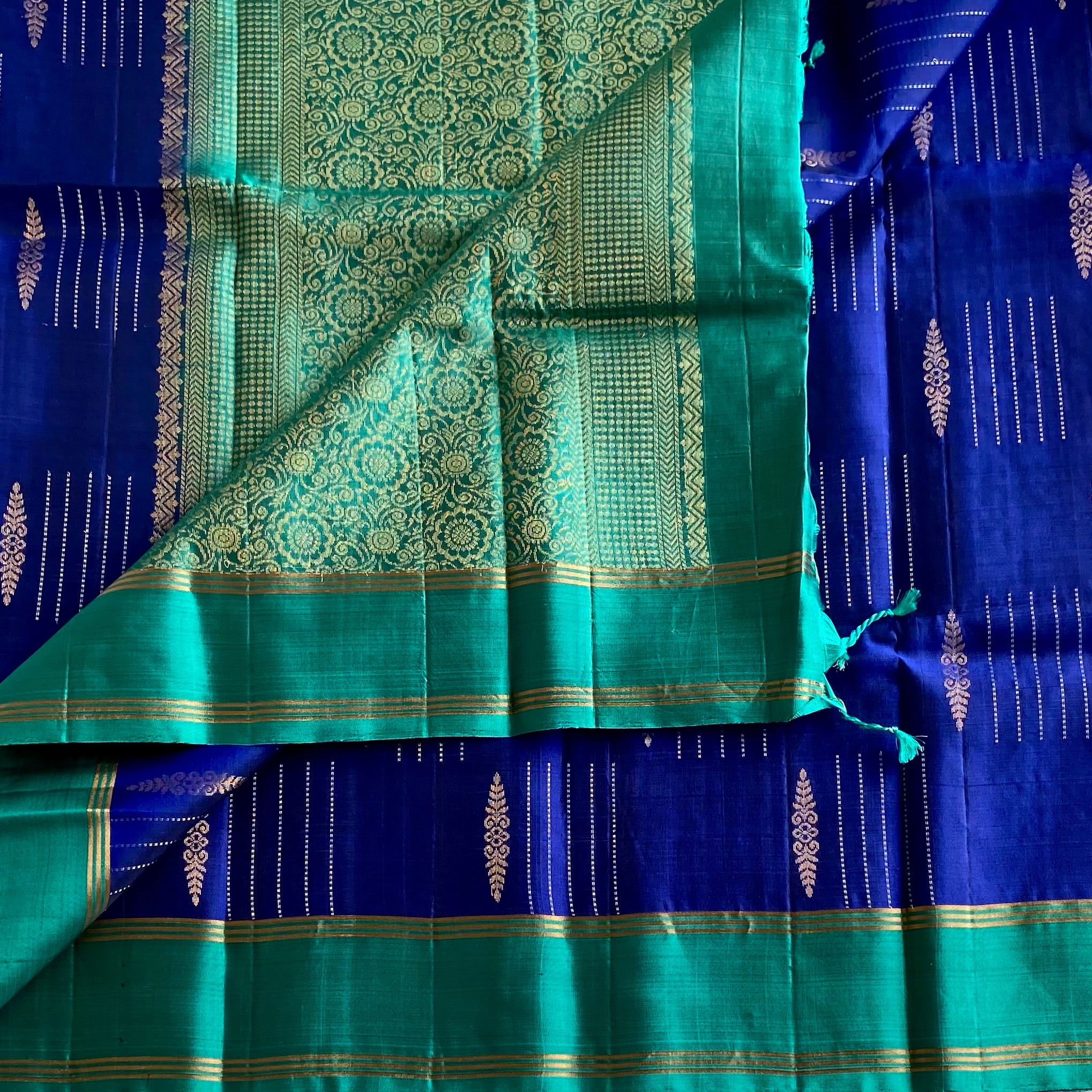 Royal Blue Designer Pure Silk Saree With Teal Green Pallu