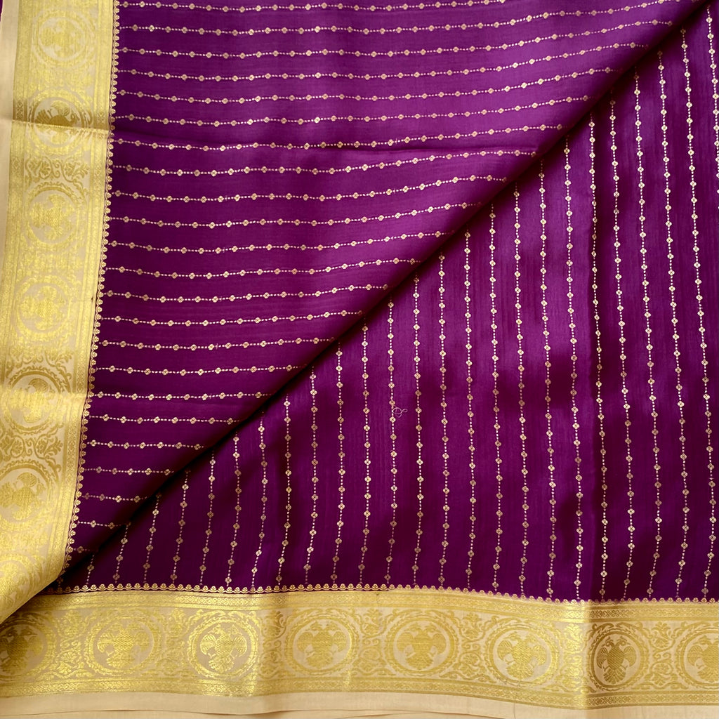 Plum Purple Saree Gold Border Vertical Dotted Motif Traditional Wear