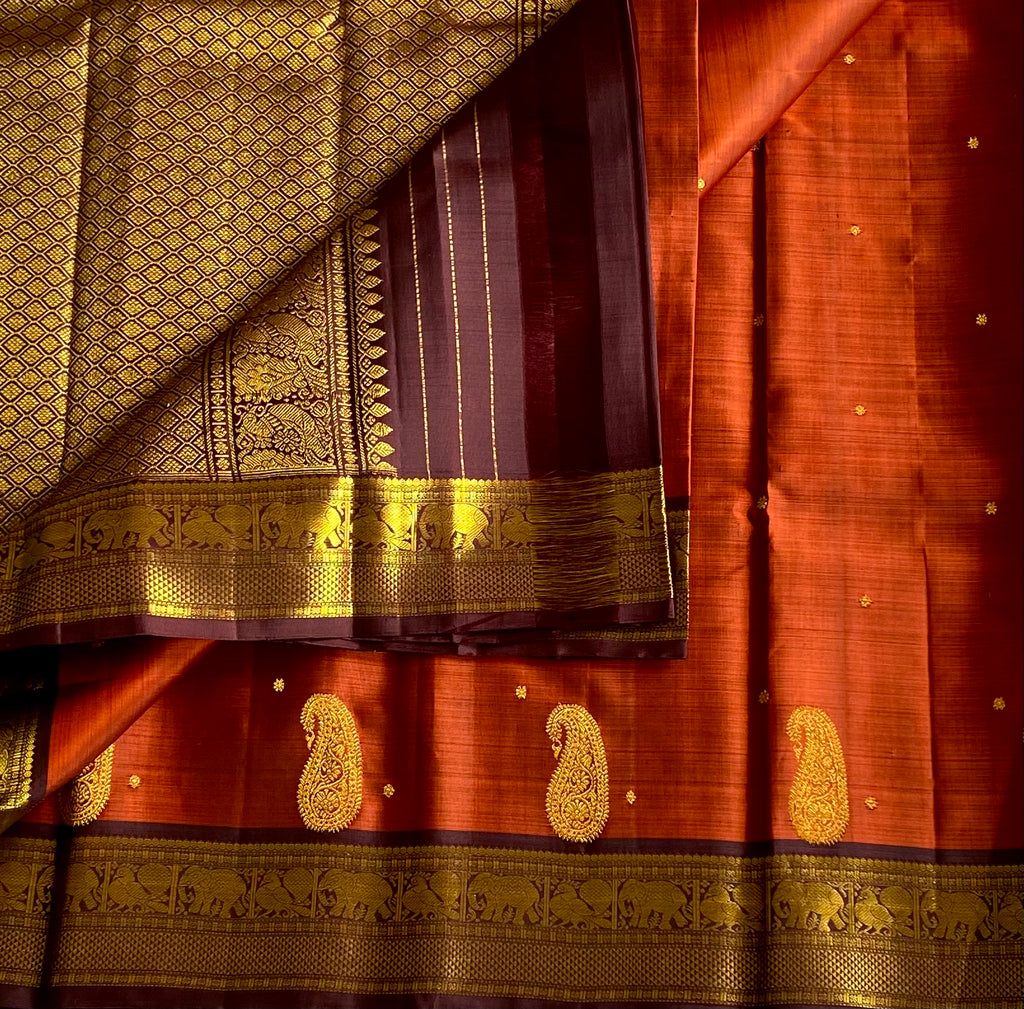 Maroon Kanjivaram Silk Saree Deep Purple Pallu Gold Zari Traditional