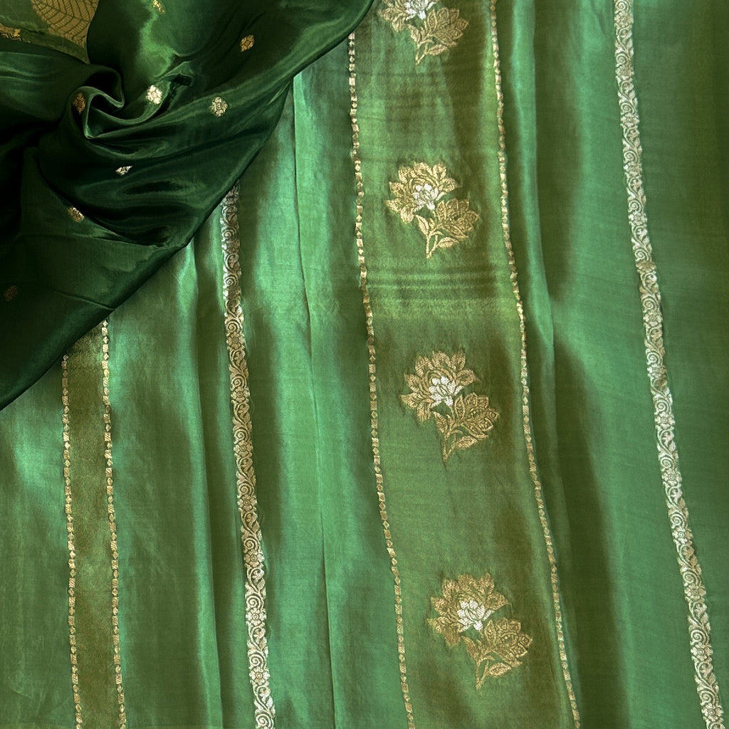 Emerald Green Silk Saree Gold Brocade Leaf Motif Floral Border