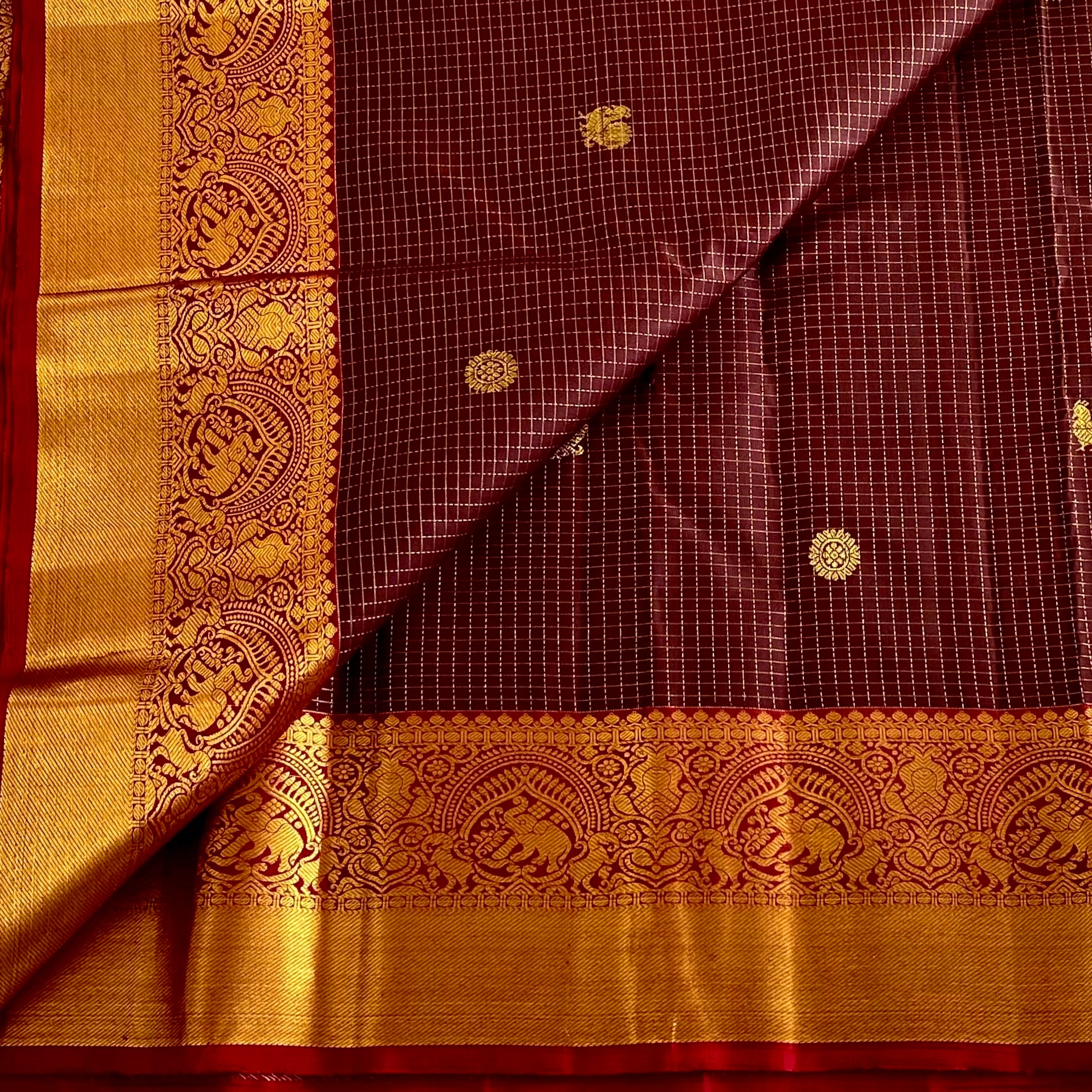 Espresso Coffee Maroon Kanjeevaram Pure Zari Silk Saree With Crimson Red Pallu