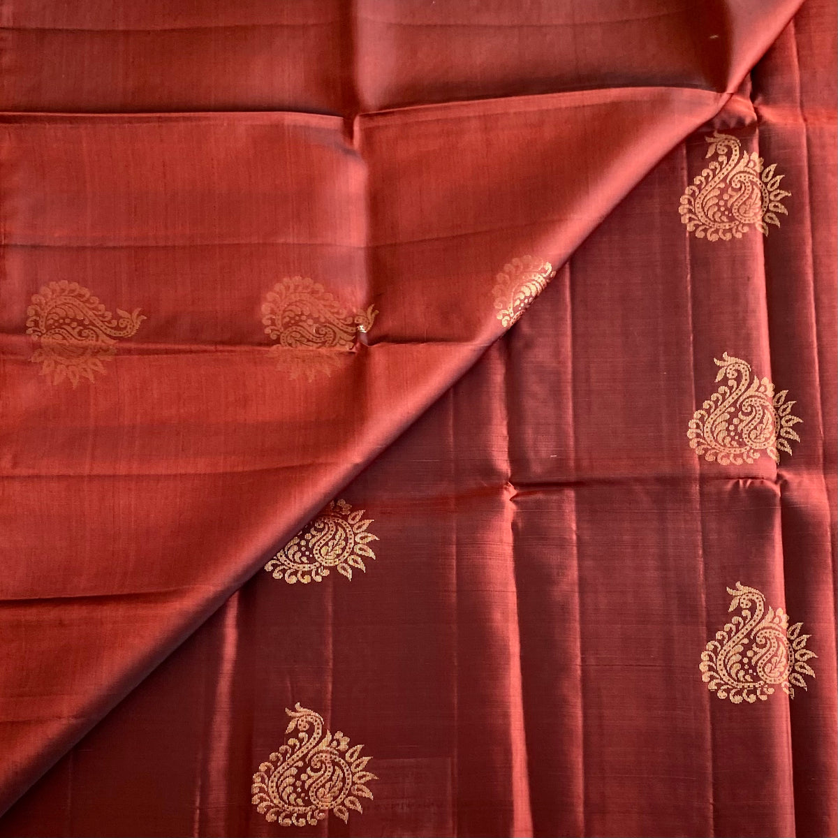 Deep Rust Maroon Designer Pure Silk Saree With Mint Green Pallu