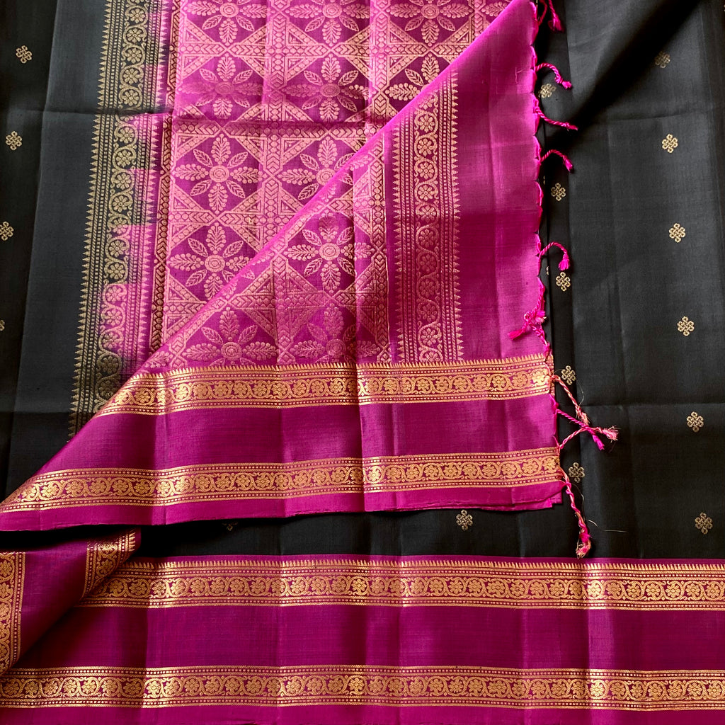 Stunner Black with magenta retta petta borders designer pure silk