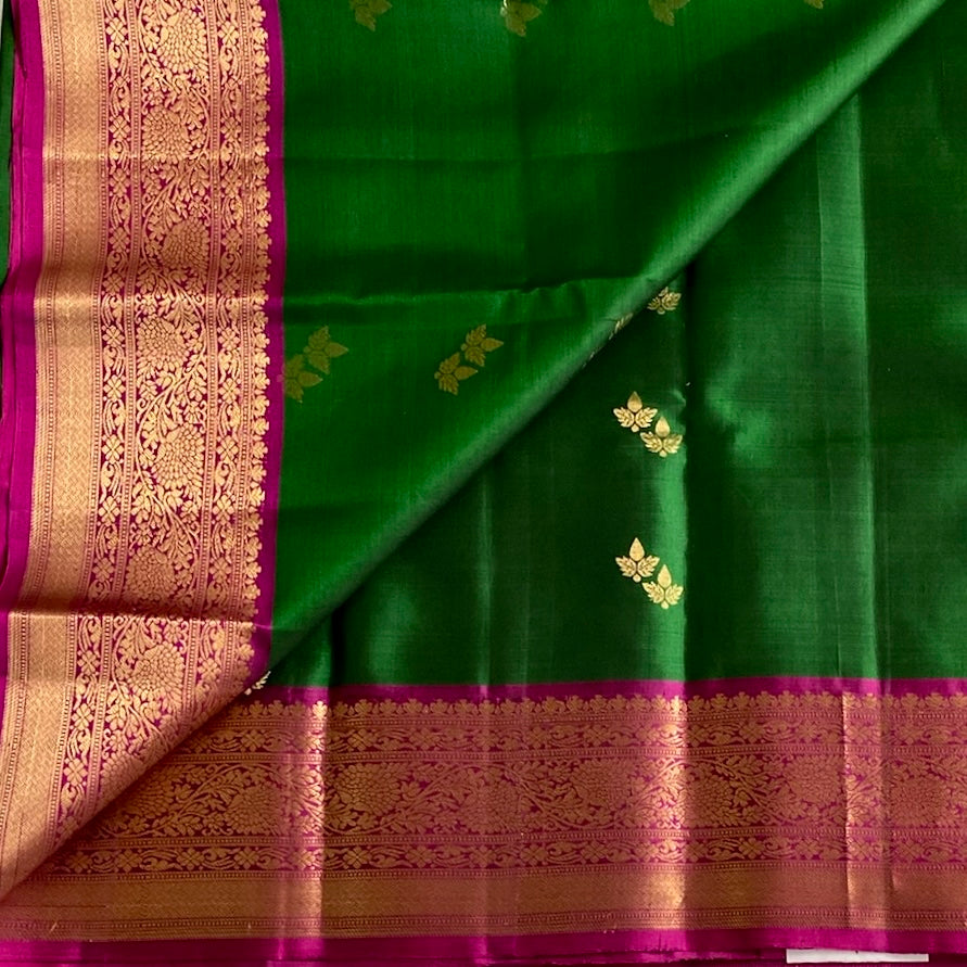 Emerald Green Designer Pure Silk Saree With Rani Pink Pallu