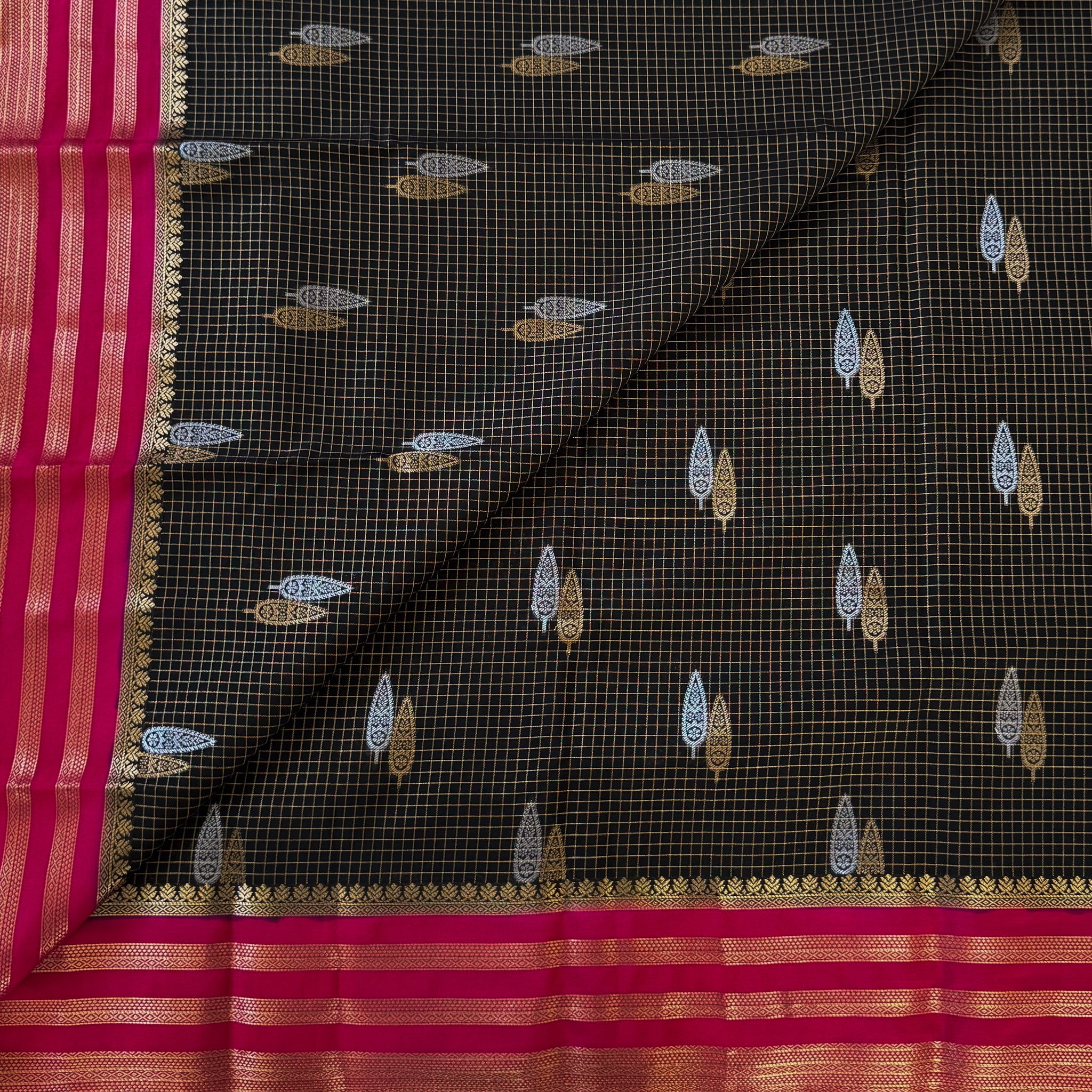 Charcoal Black Fuchsia Pink Zari Brocade Silk Saree Paisley Motifs