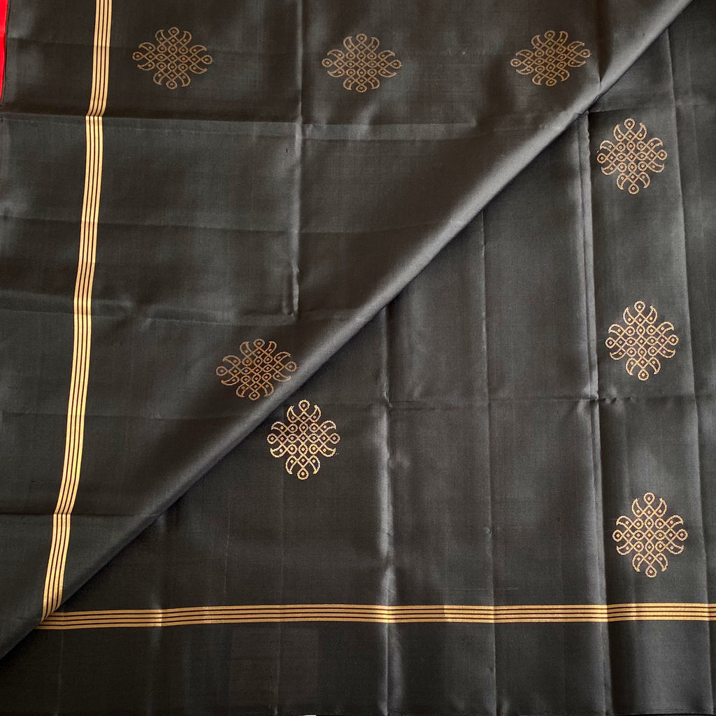 Jet Black Designer Pure Silk Saree With Scarlet Red Kollam Zari