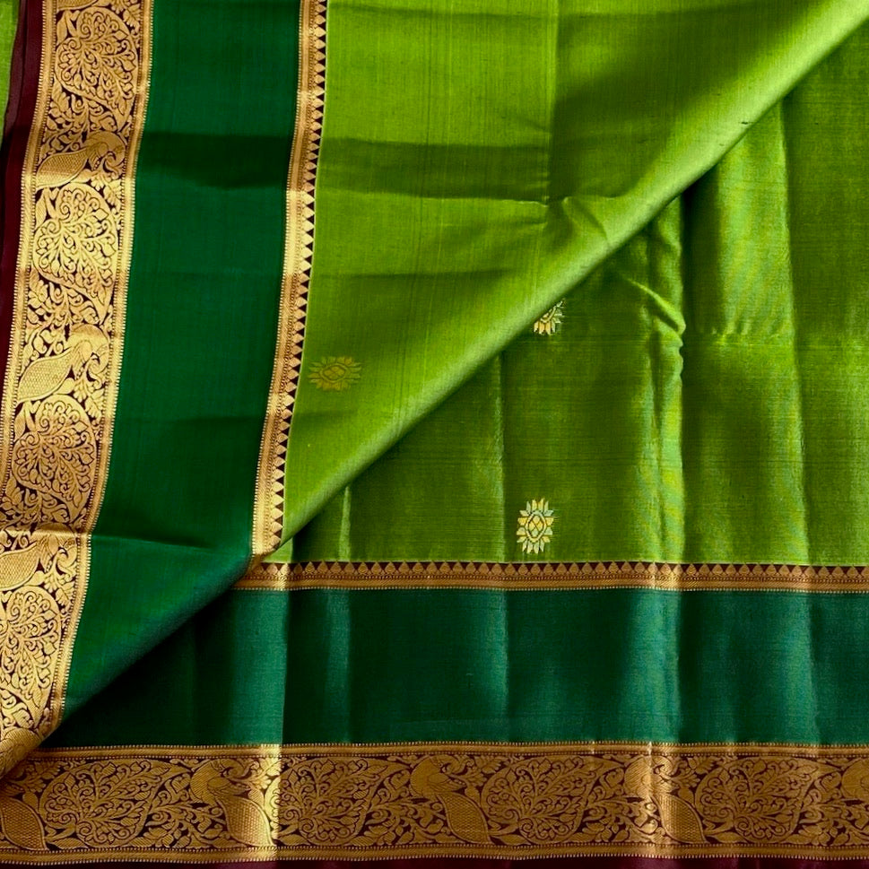 Leaf Green Designer Pure Silk Saree With Plum Purple Pallu