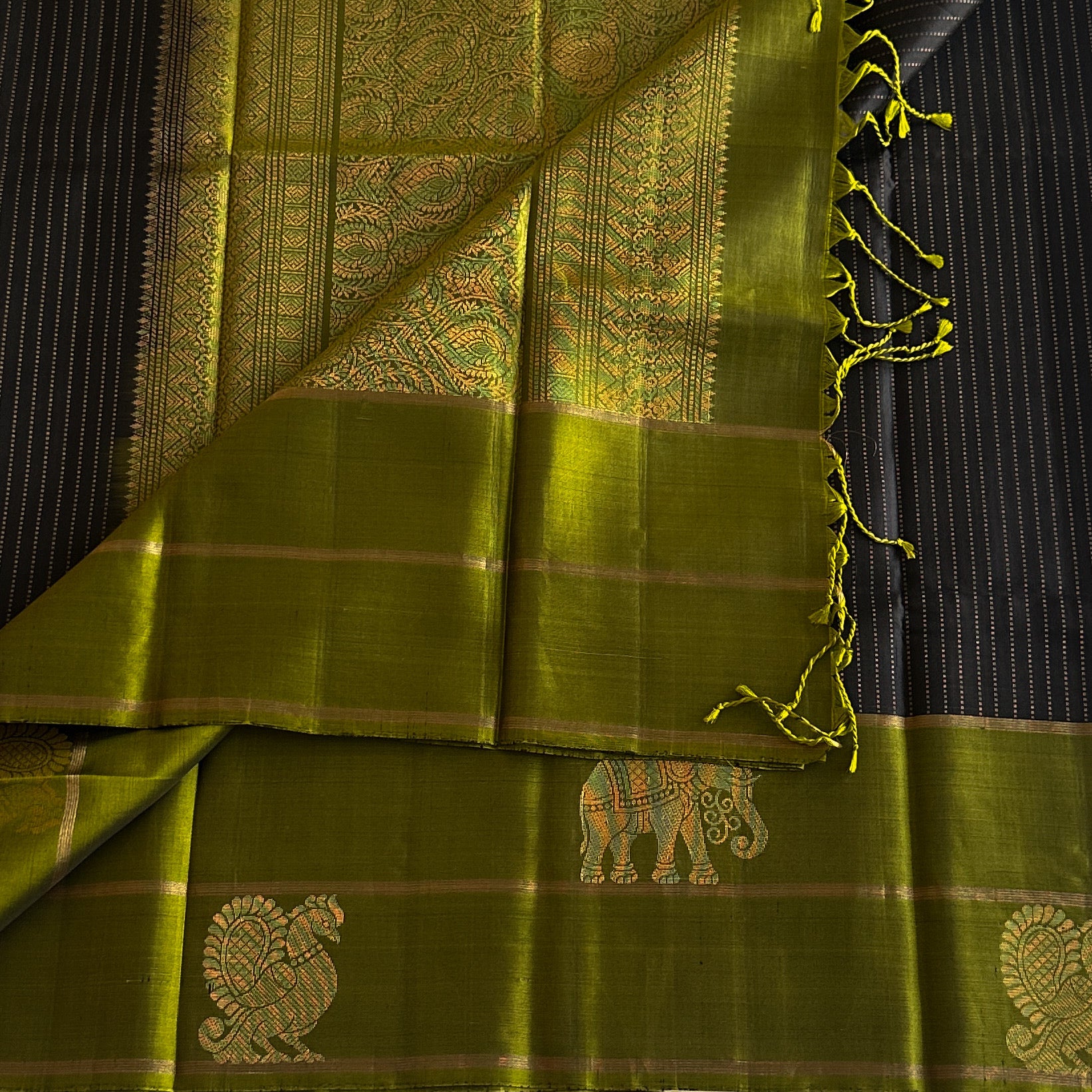Charcoal Grey Silk Saree Chartreuse Green Pallu Gold Motifs Traditional
