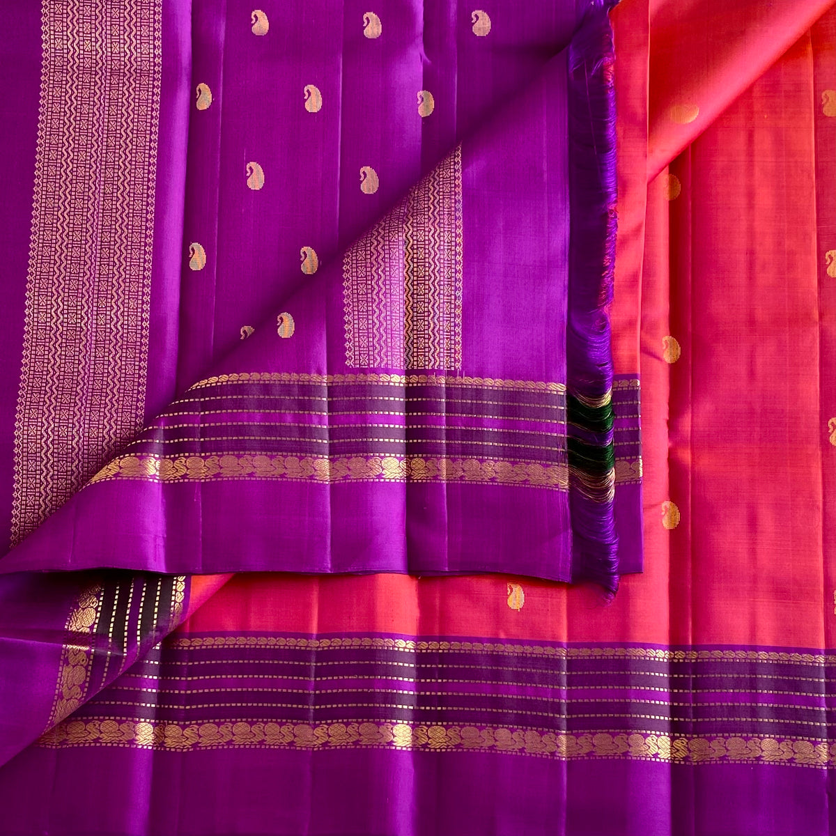 Kanakambari Orangish Pink & Royal Purple Kanjeevaram Pure Zari Silk Saree