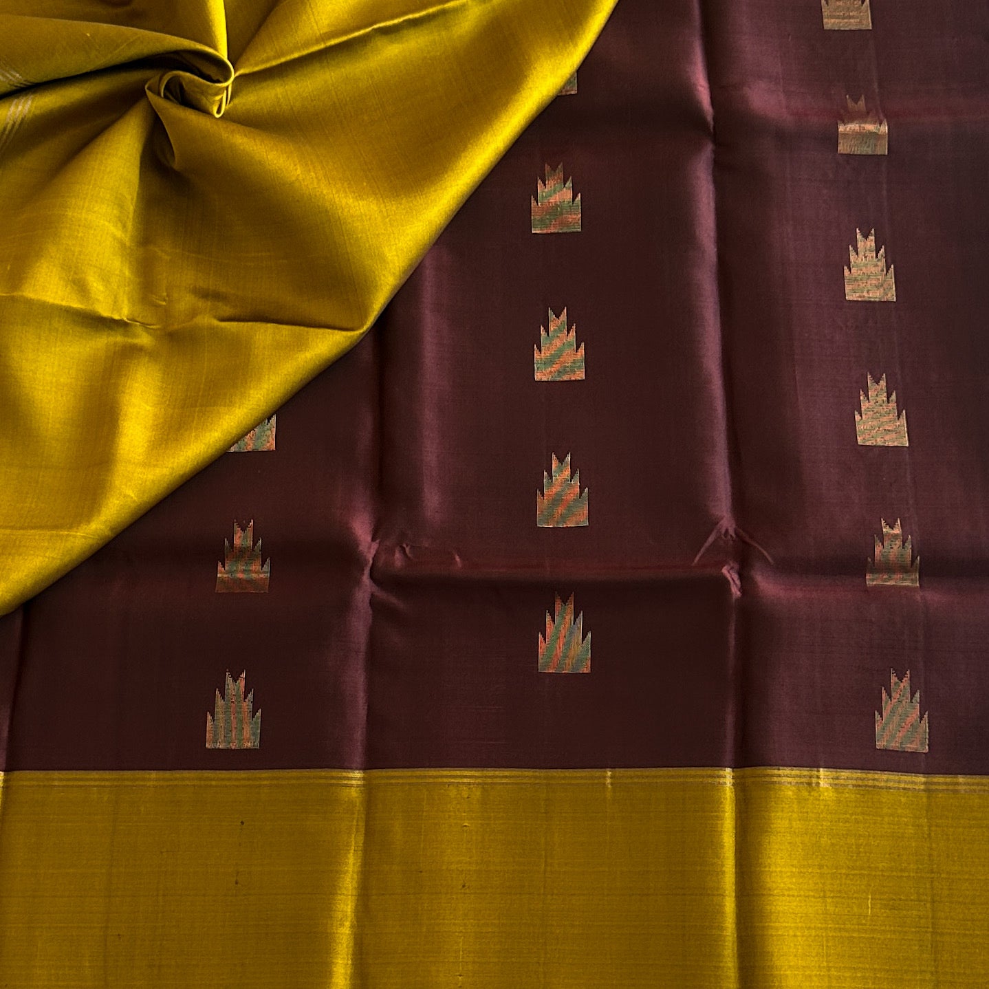 Mustard Maroon Silk Saree Gold Zari Diamond Lattice Festive Traditional