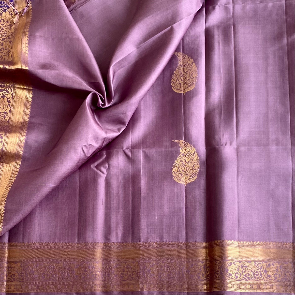 Mauve Lavender Designer Pure Silk Saree With Antique Gold Border